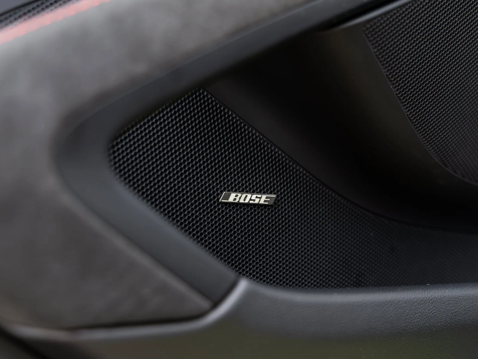 2025 Porsche 718 Spyder RS Weissach interior