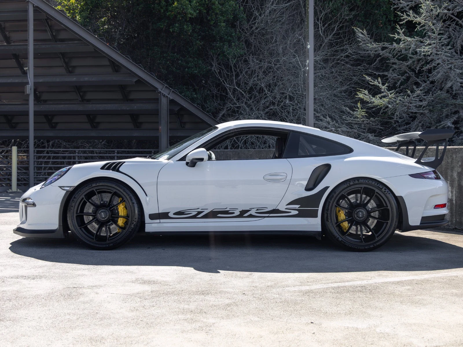2016 Porsche 911 GT3 RS, side profile, White