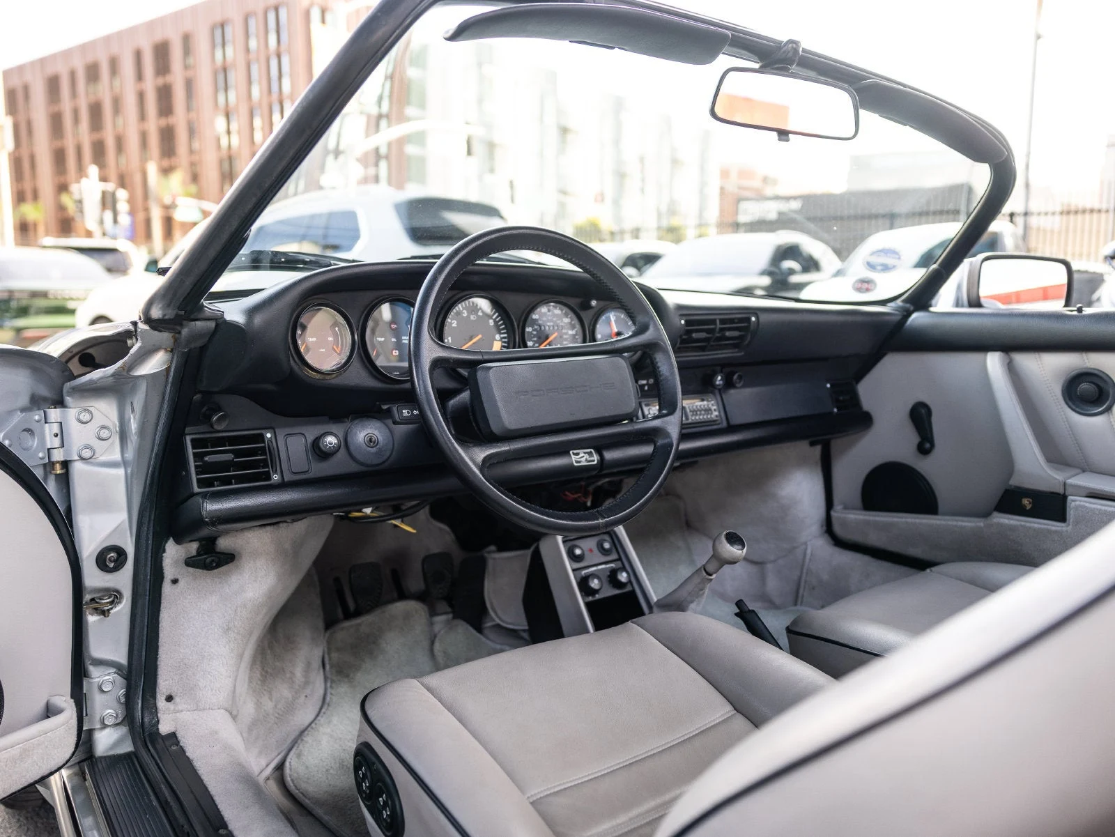 1989 Porsche 911 Speedster interior, dashboard, Silk Gray leather / Black