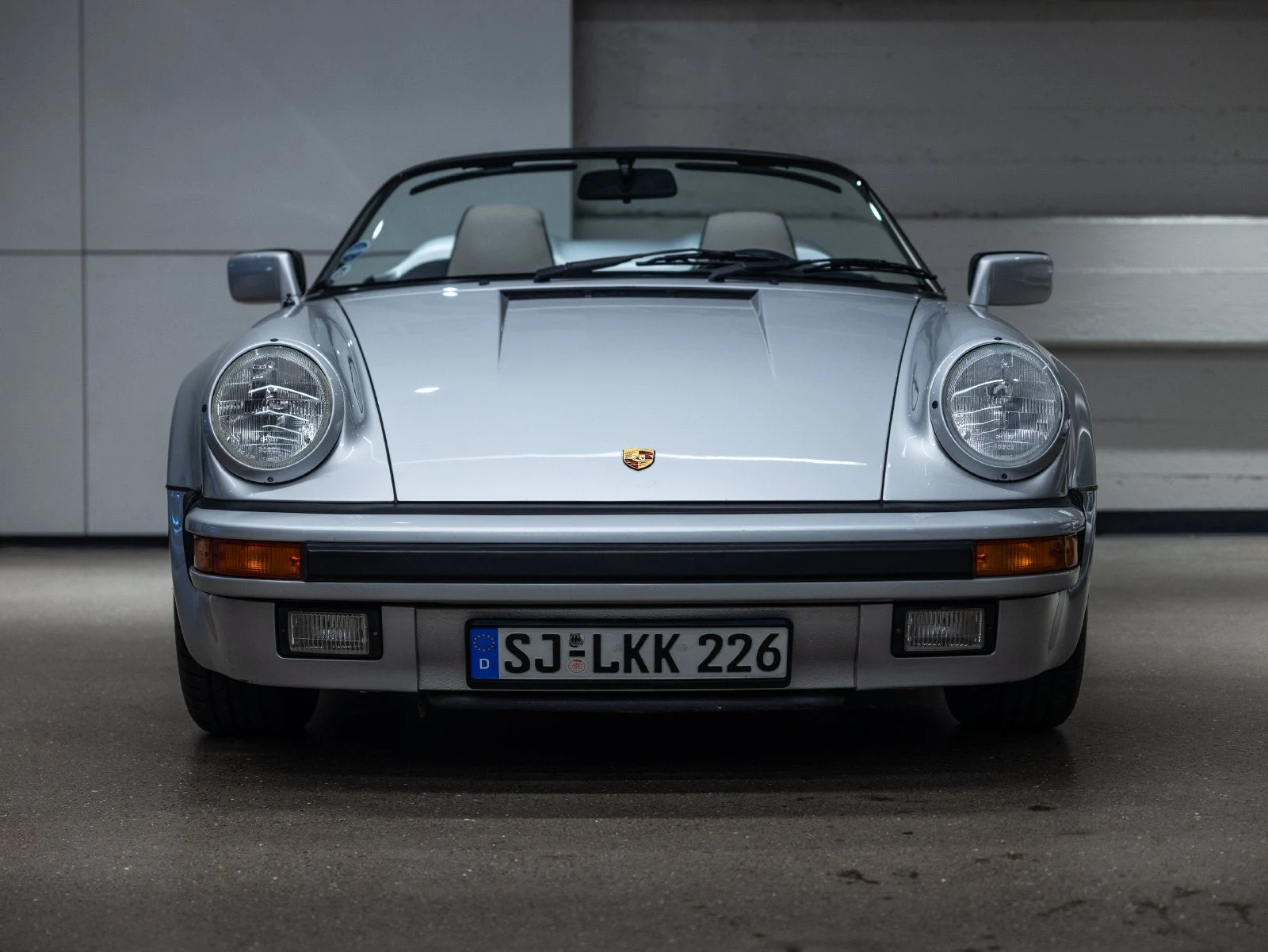 1989 Porsche 911 Speedster for sale, exterior, Silver Metallic