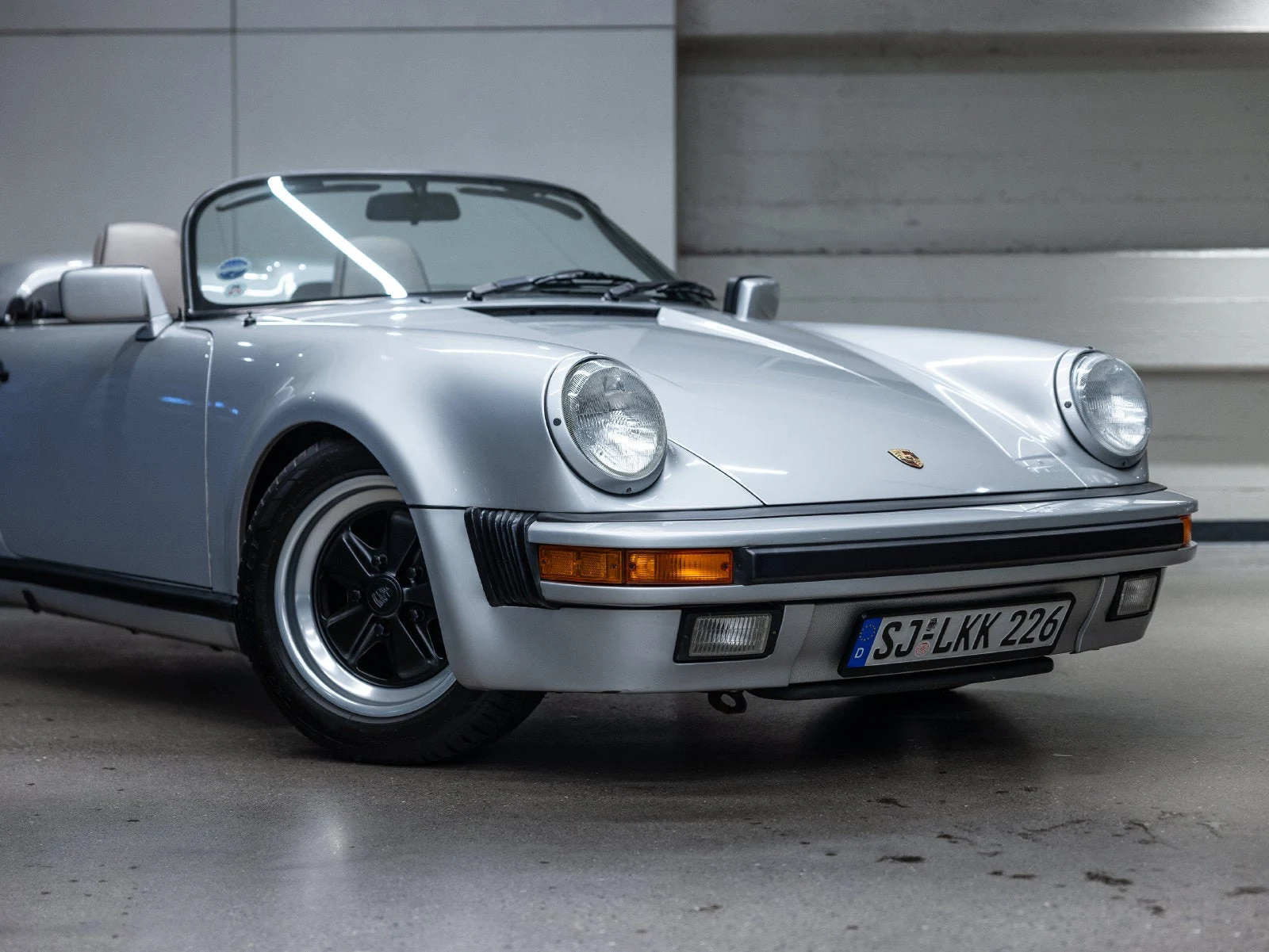 1989 Porsche 911 Speedster for sale, exterior, Silver Metallic