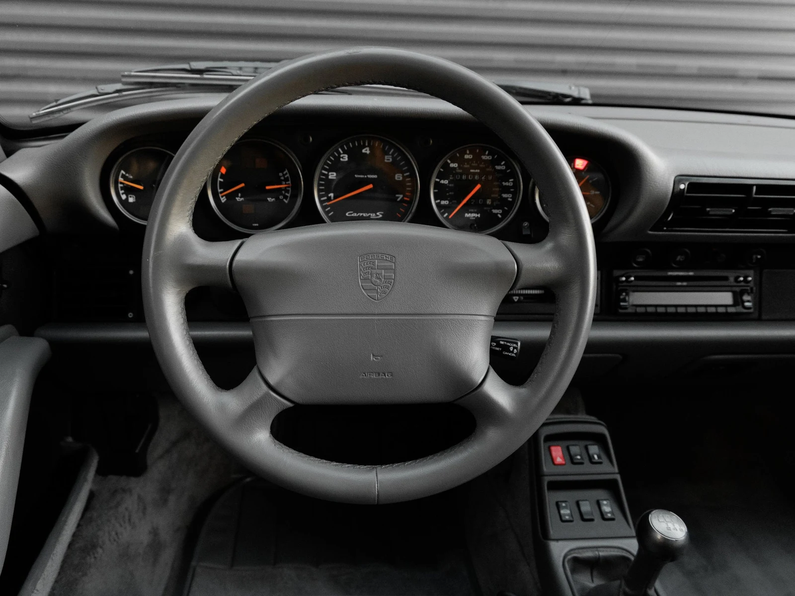 1997 Porsche 911 Carrera S interior, dashboard