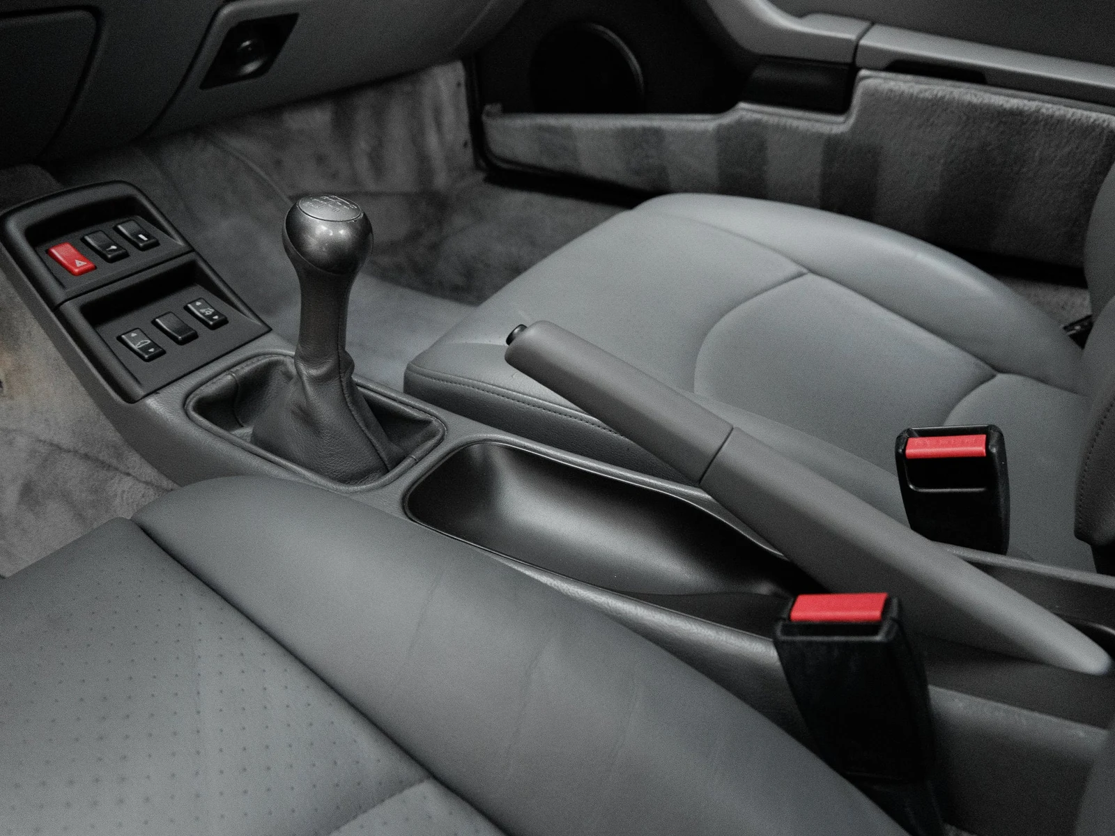 1997 Porsche 911 Carrera S interior