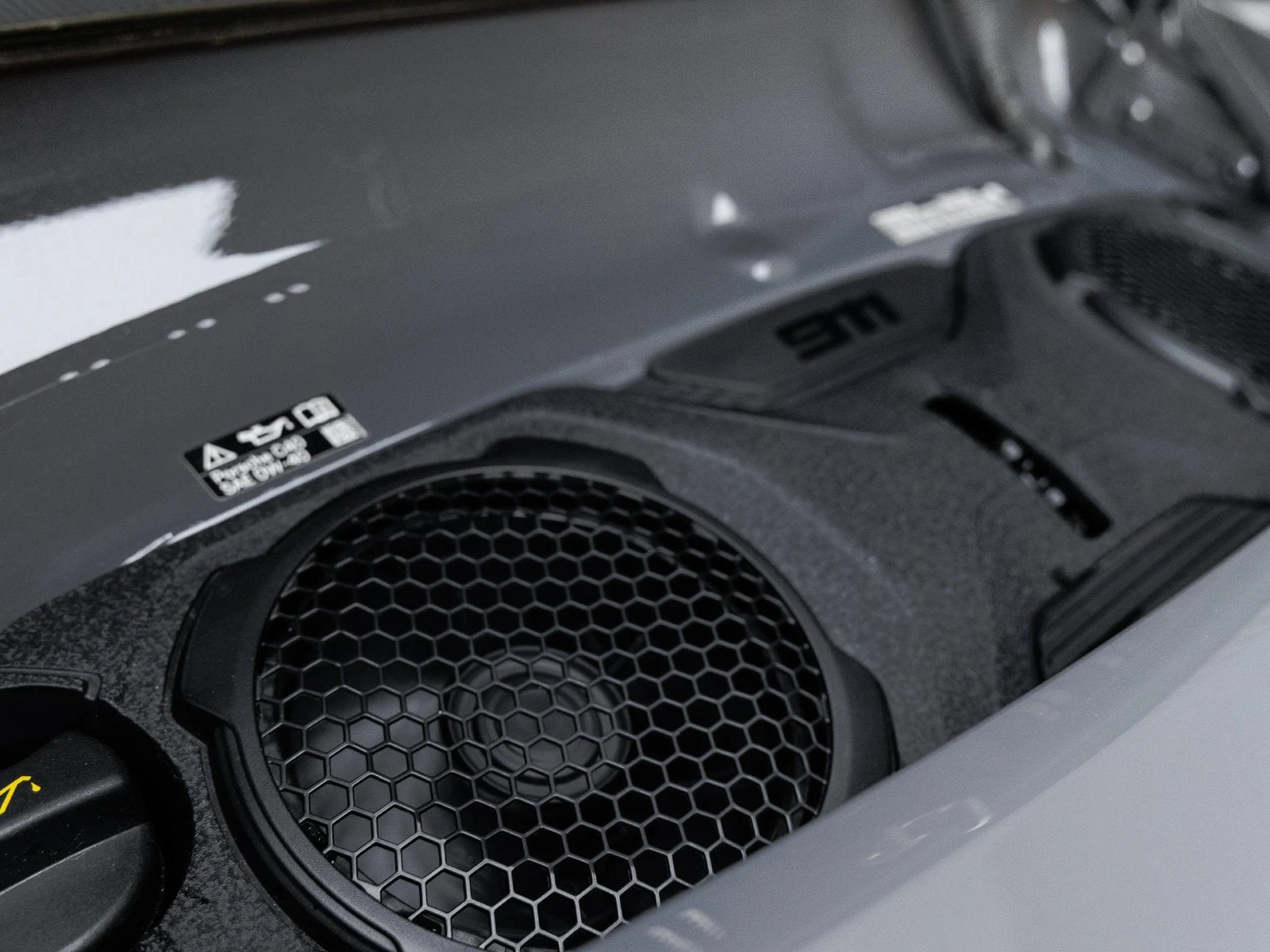2025 Porsche 911 Carrera GTS, detail