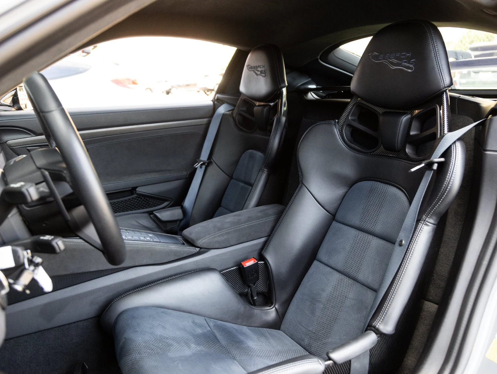 2023 Porsche 718 Cayman GT4 RS Weissach interior, seats