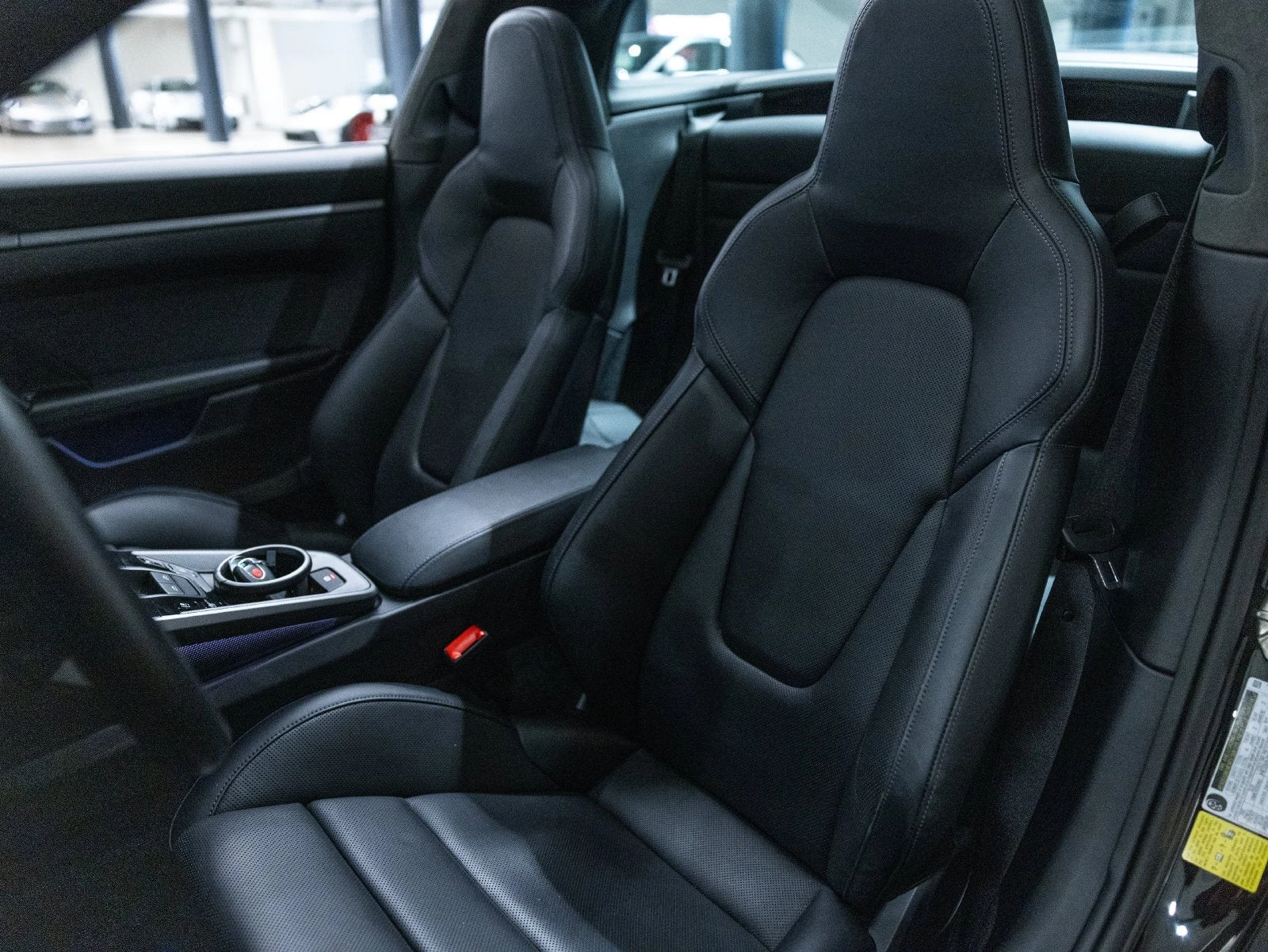 2024 Porsche 911 Targa 4S interior, seats, Black with leather seat centers