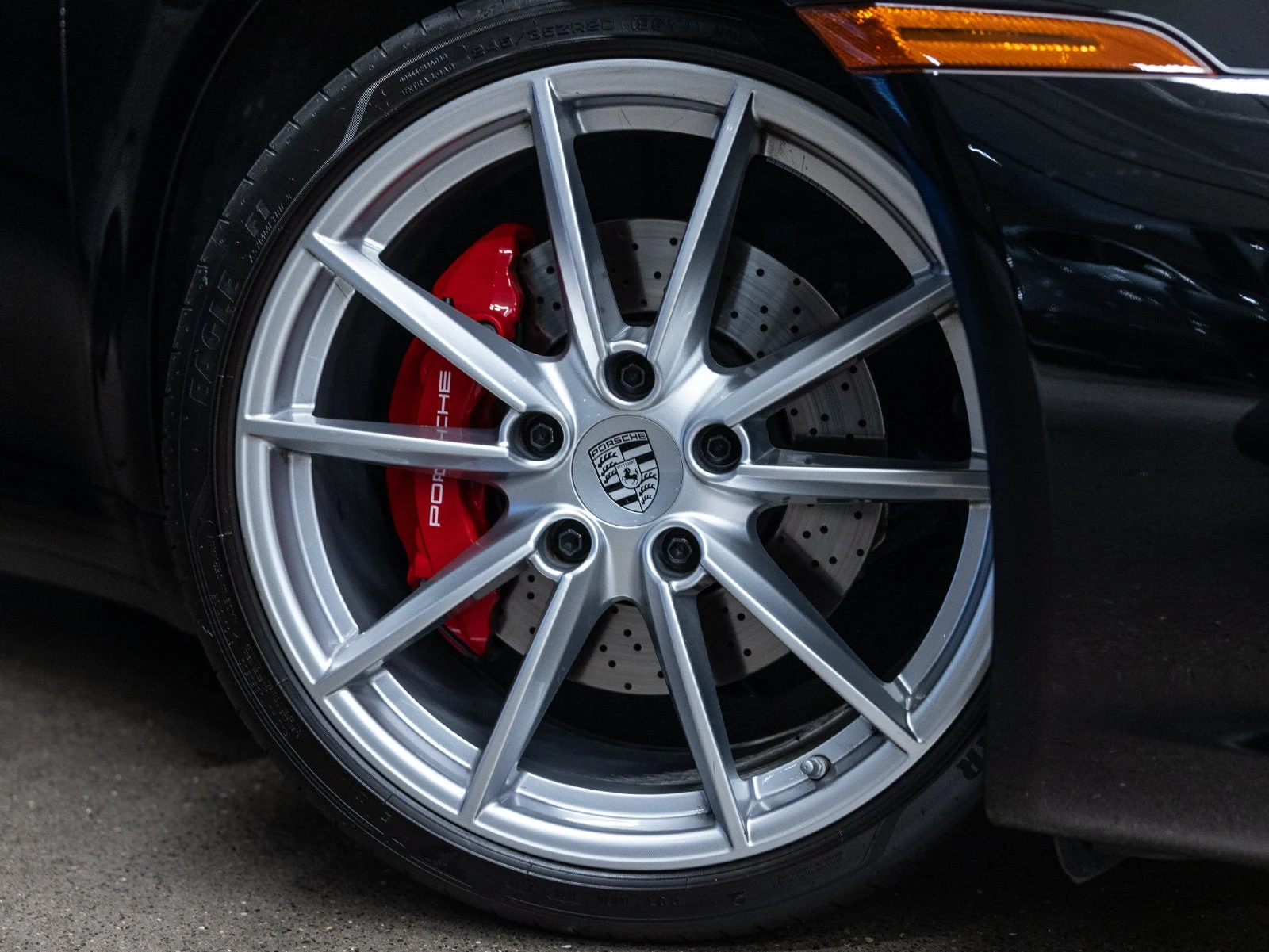 2024 Porsche 911 Targa 4S wheel