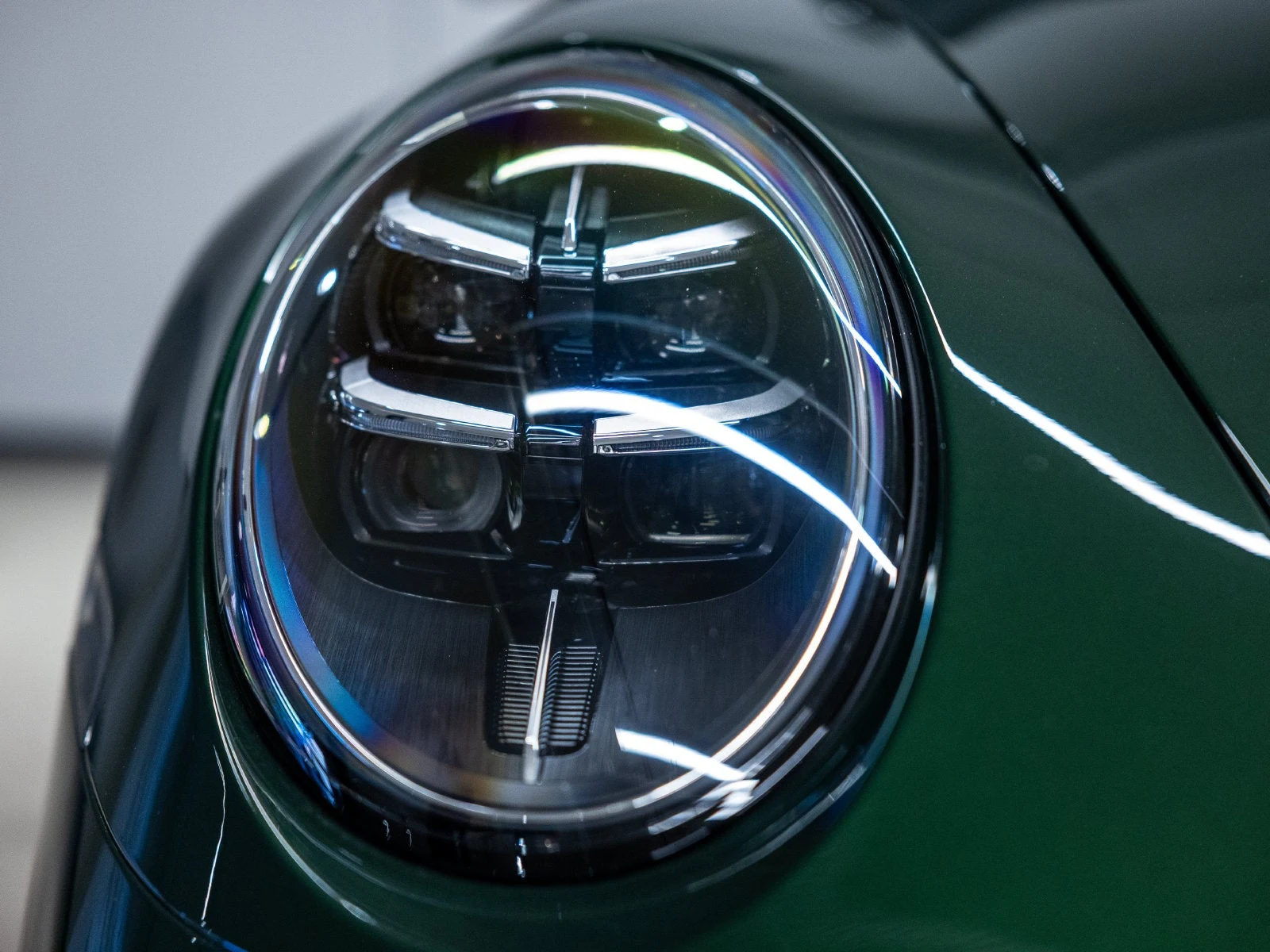 2026 Porsche 911 Carrera T for sale, exterior, Oak Green Metallic Neo