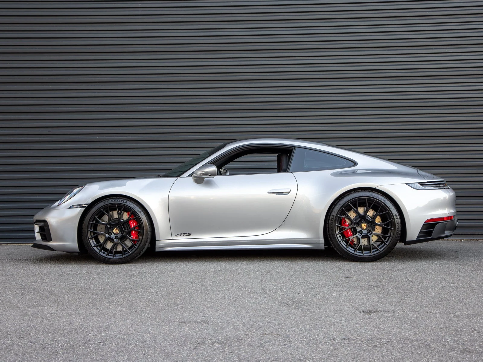 2024 Porsche 911 Carrera GTS Manual for sale, exterior, GT Silver Metallic