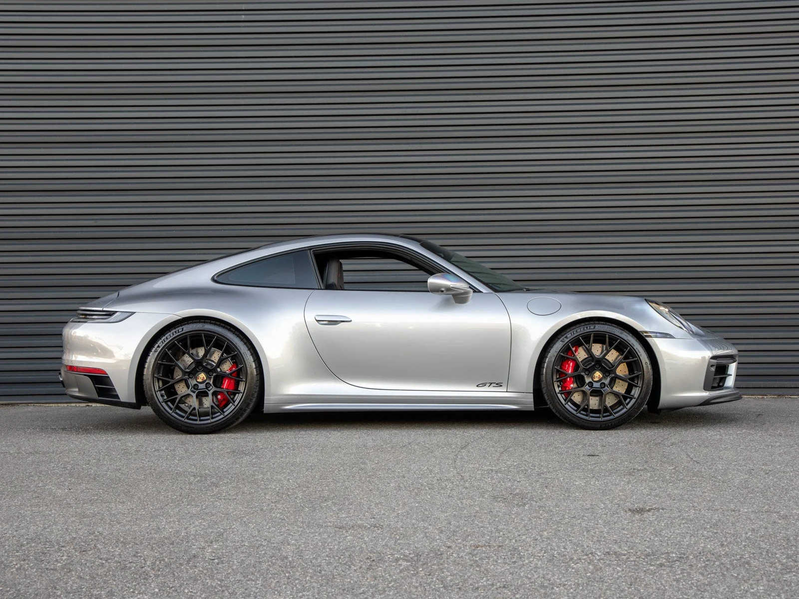 2024 Porsche 911 Carrera GTS Manual for sale, exterior, GT Silver Metallic