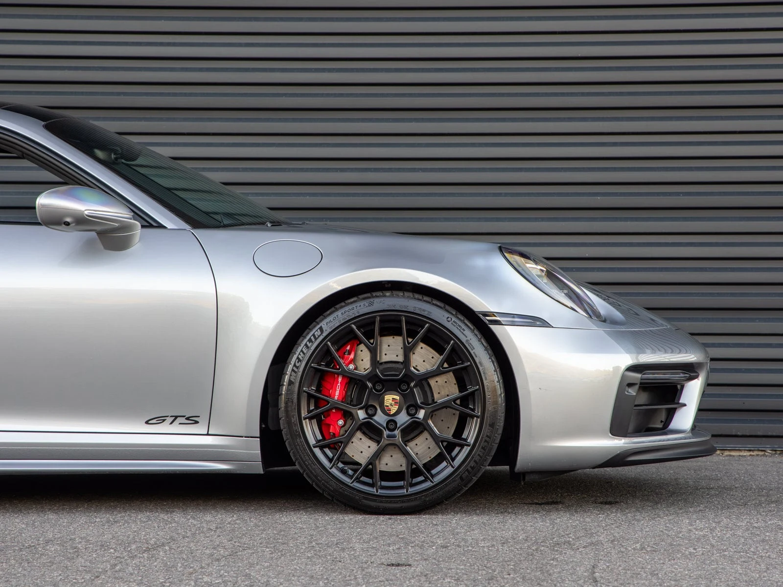 2024 Porsche 911 Carrera GTS Manual for sale, exterior, GT Silver Metallic