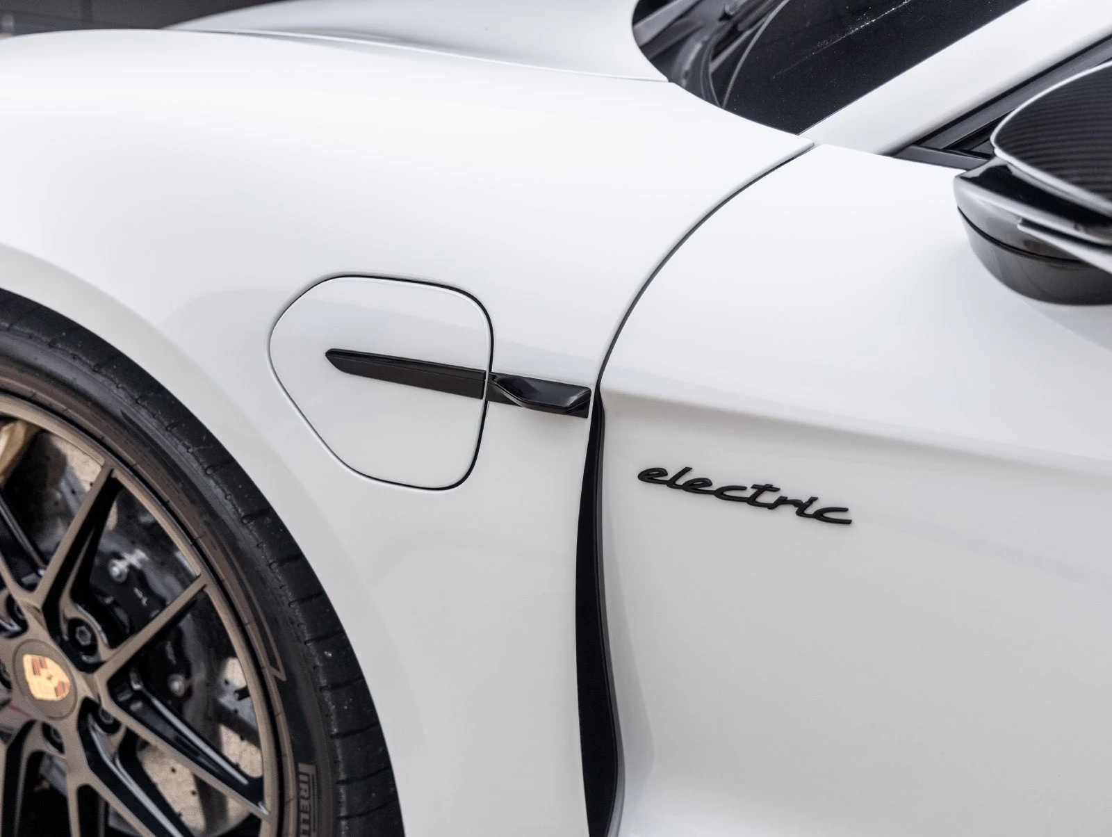2025 Porsche Taycan Turbo GT for sale, exterior, White