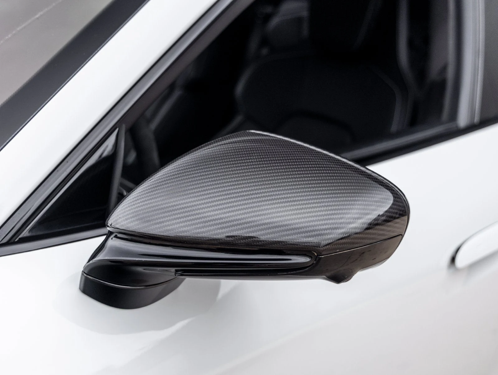 2025 Porsche Taycan Turbo GT, detail