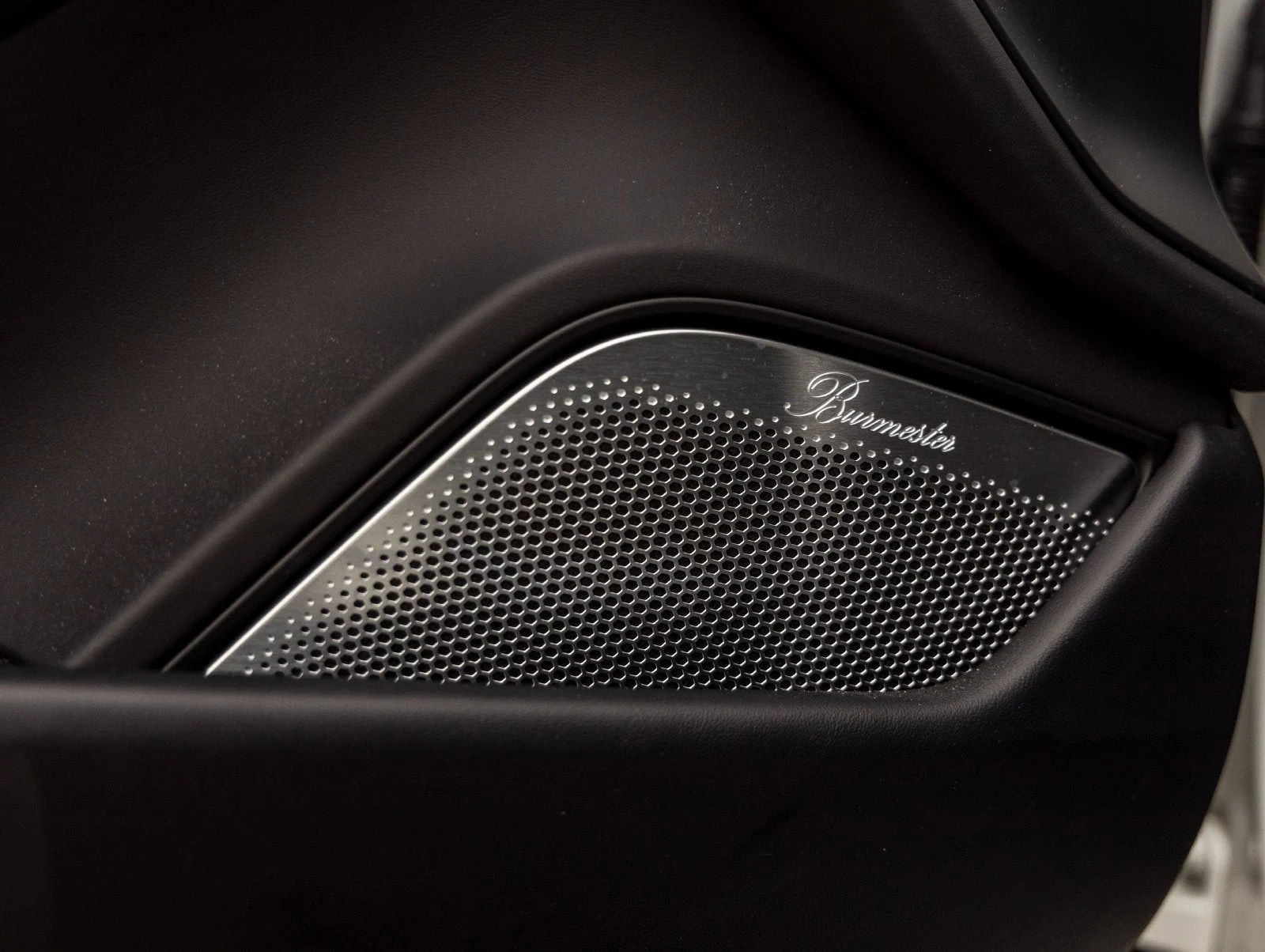 2025 Porsche Taycan Turbo GT, detail