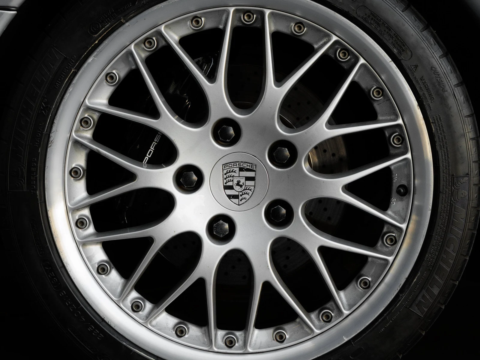 1996 Porsche 911 Carrera Coupe wheel