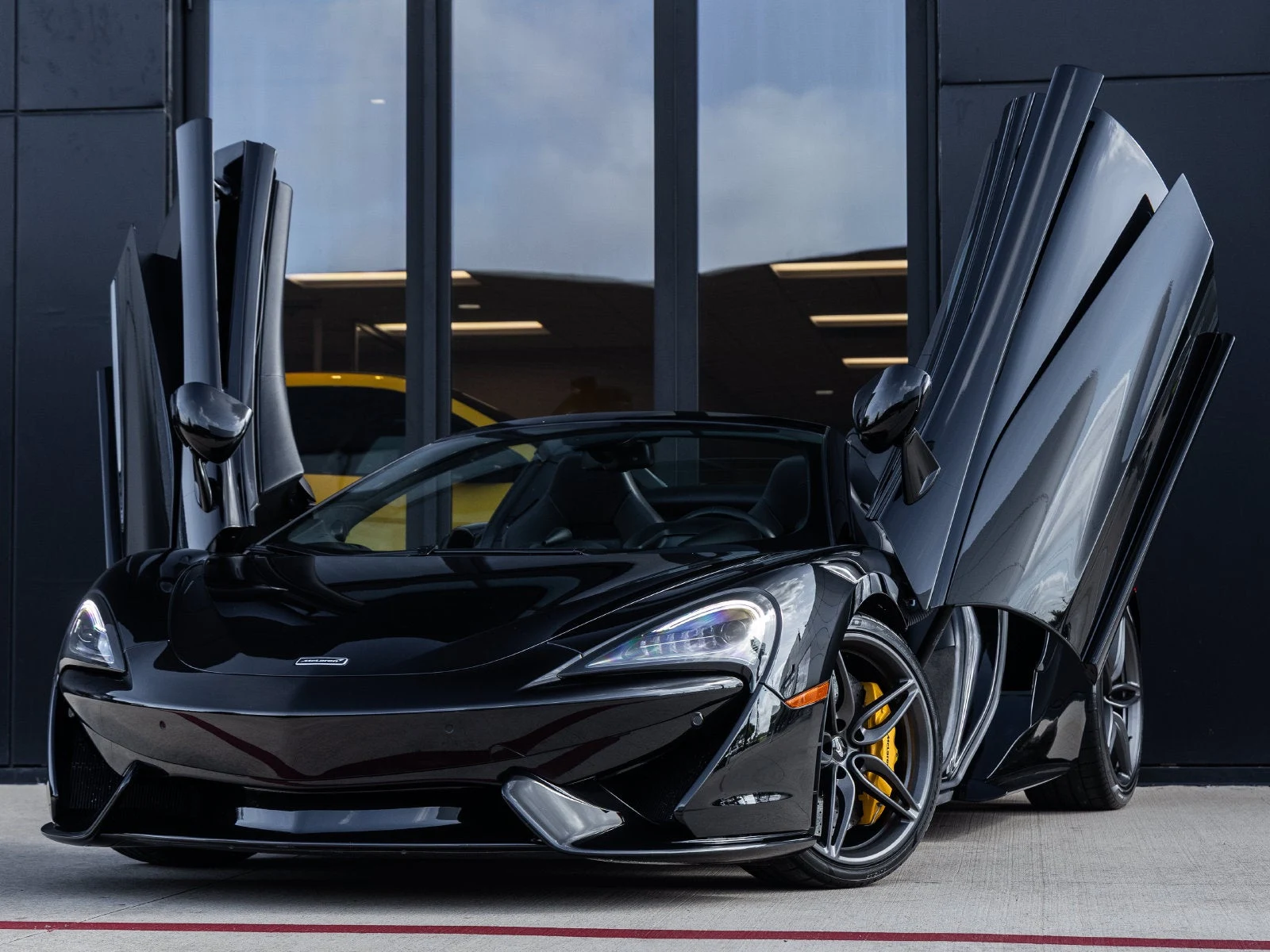 2020 McLaren 570S Spider for sale, exterior, Onyx Black