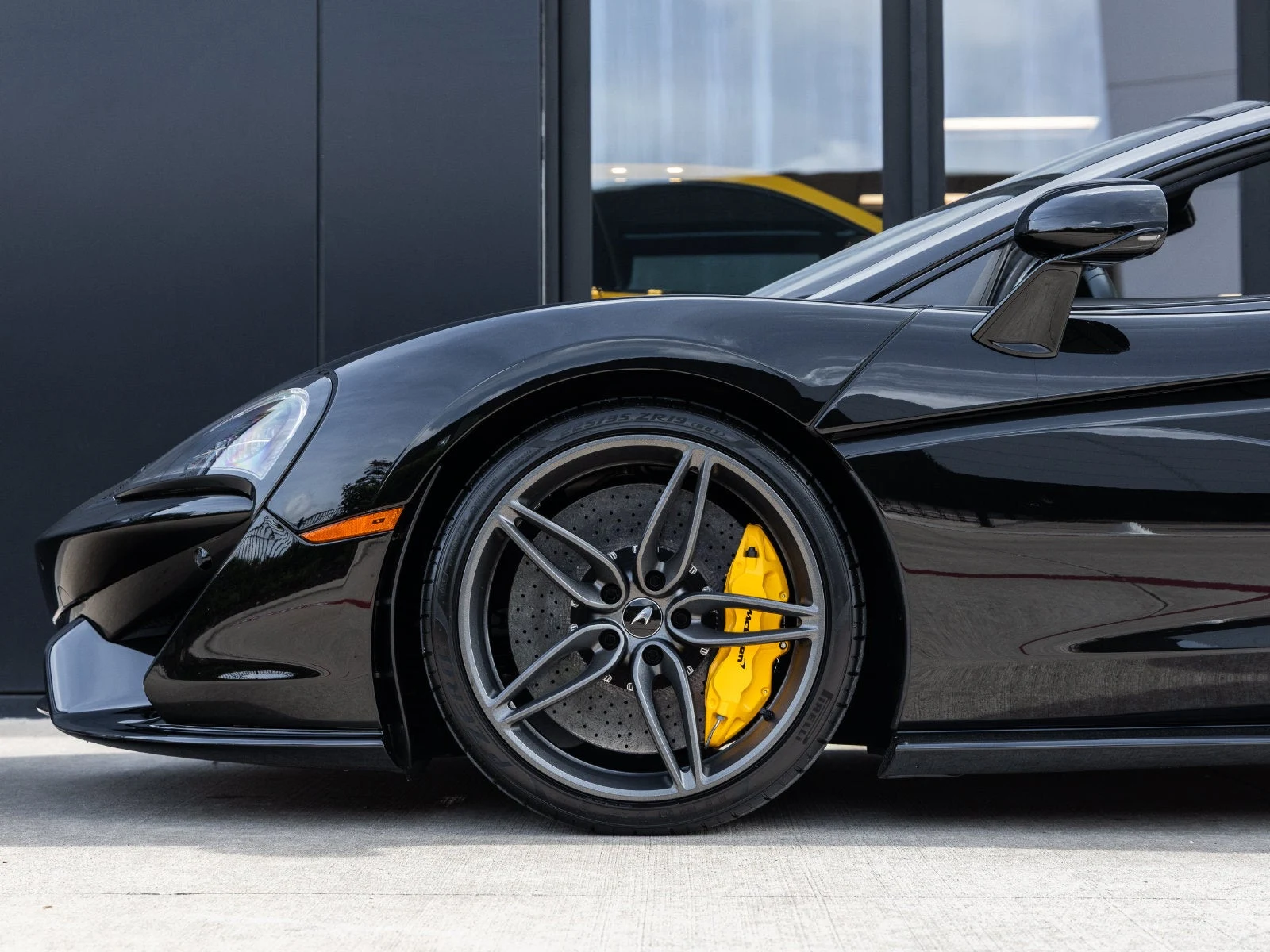 2020 McLaren 570S Spider for sale, exterior, Onyx Black