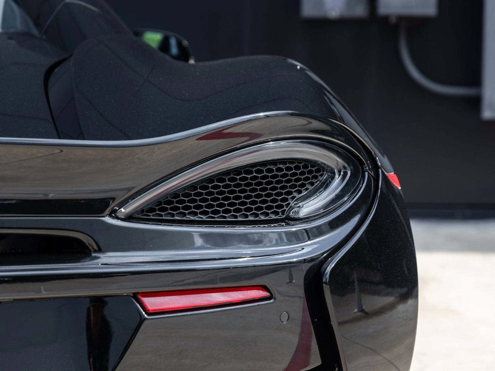 2020 McLaren 570S Spider for sale, exterior, Onyx Black