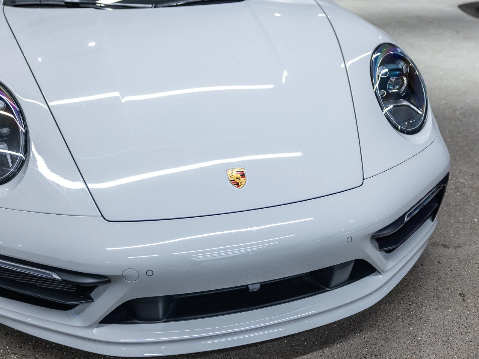 2023 Porsche 911 Carrera 4S for sale, exterior, Chalk