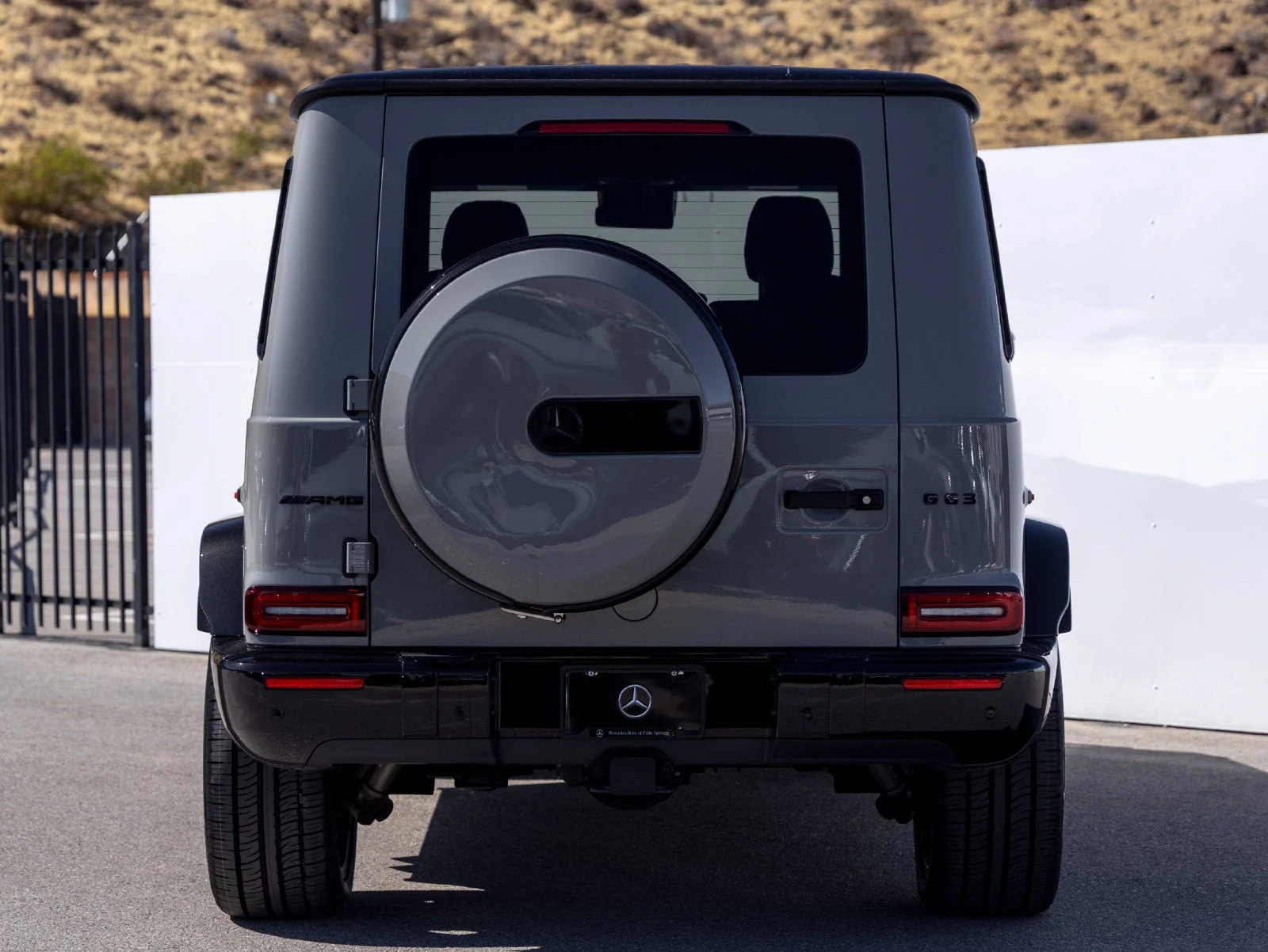 2022 Mercedes-AMG G 63 for sale, exterior, G manufaktur Arabian Gray