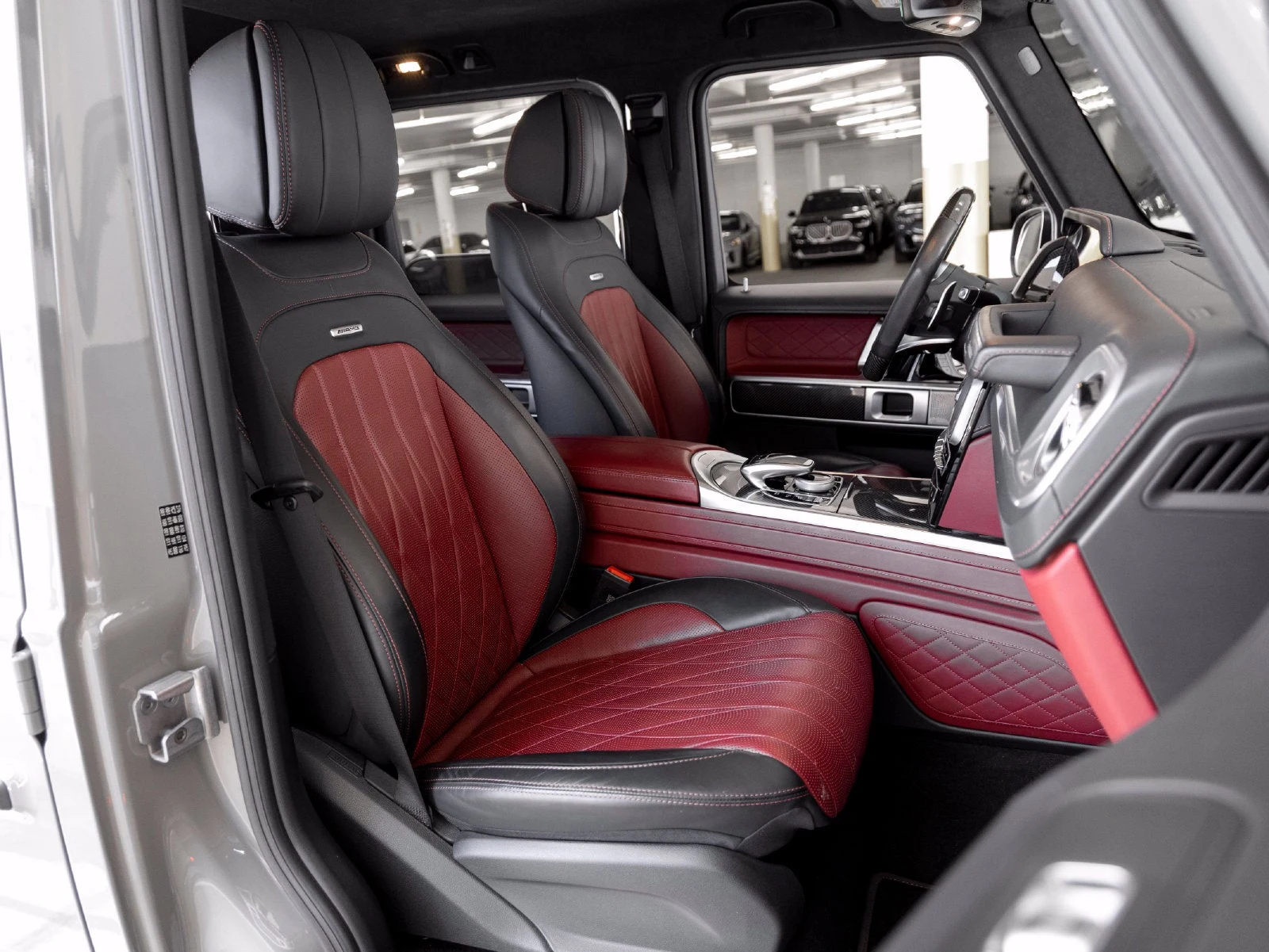 2022 Mercedes-AMG G 63 interior, seats, Bengal Red / Black leather