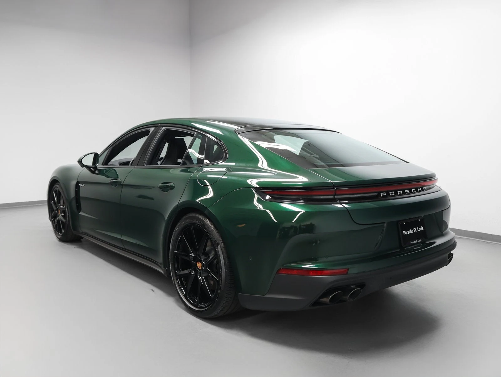 2026 Porsche Panamera 4 E-Hybrid for sale, exterior, Oak Green Metallic Neo