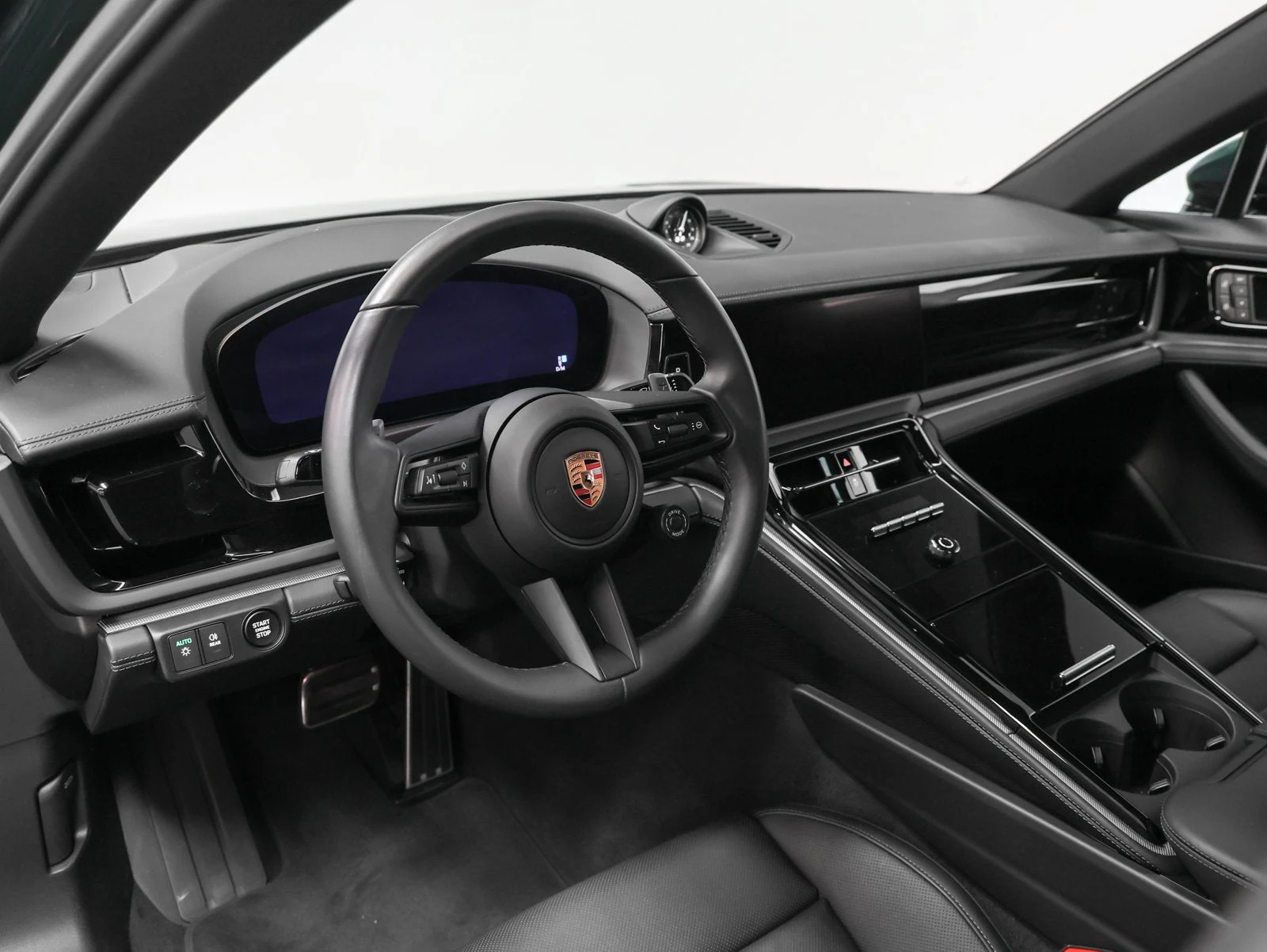 2026 Porsche Panamera 4 E-Hybrid interior, dashboard, Black leather