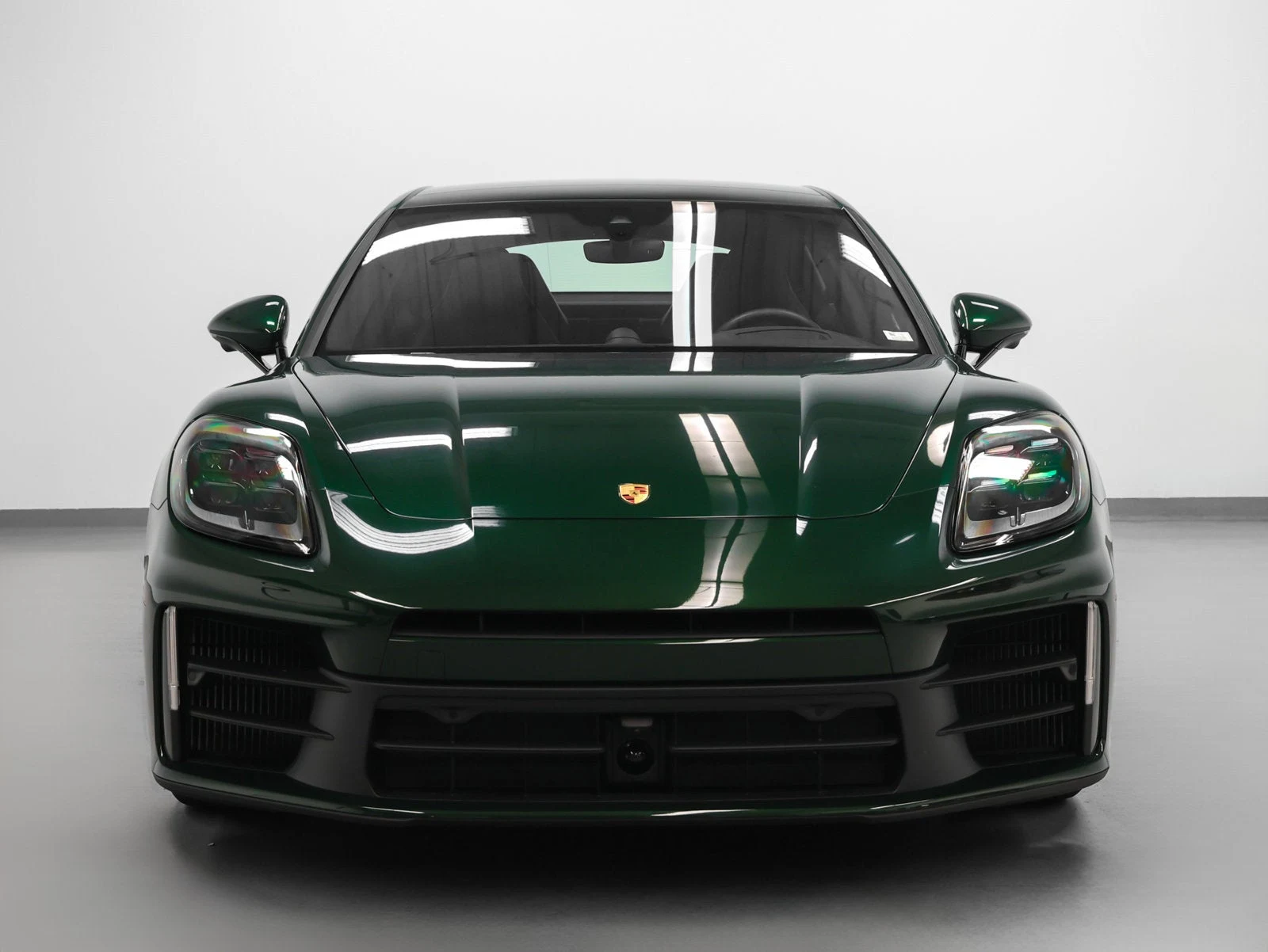 2026 Porsche Panamera 4 E-Hybrid for sale, exterior, Oak Green Metallic Neo