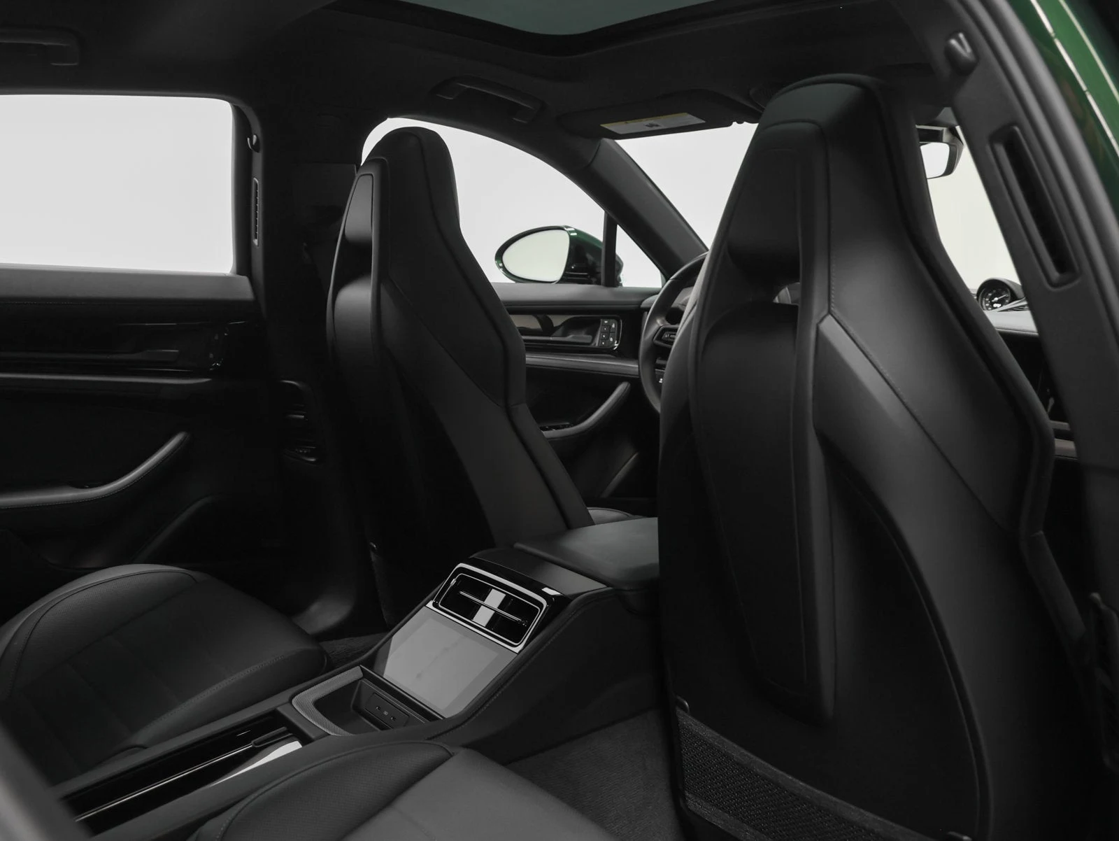 2026 Porsche Panamera 4 E-Hybrid interior, seats, Black leather