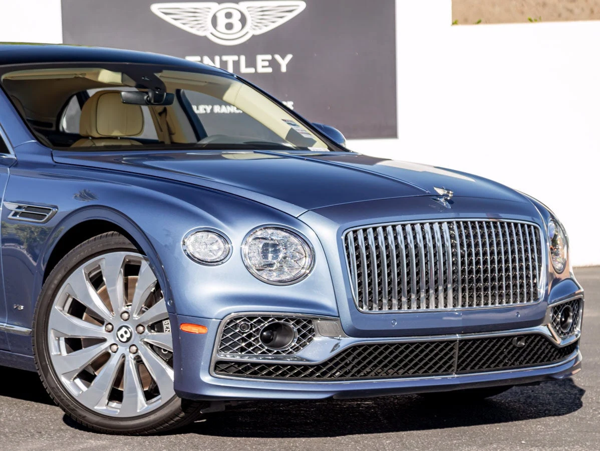 2022 Bentley Flying Spur V8 for sale, exterior, Portofino