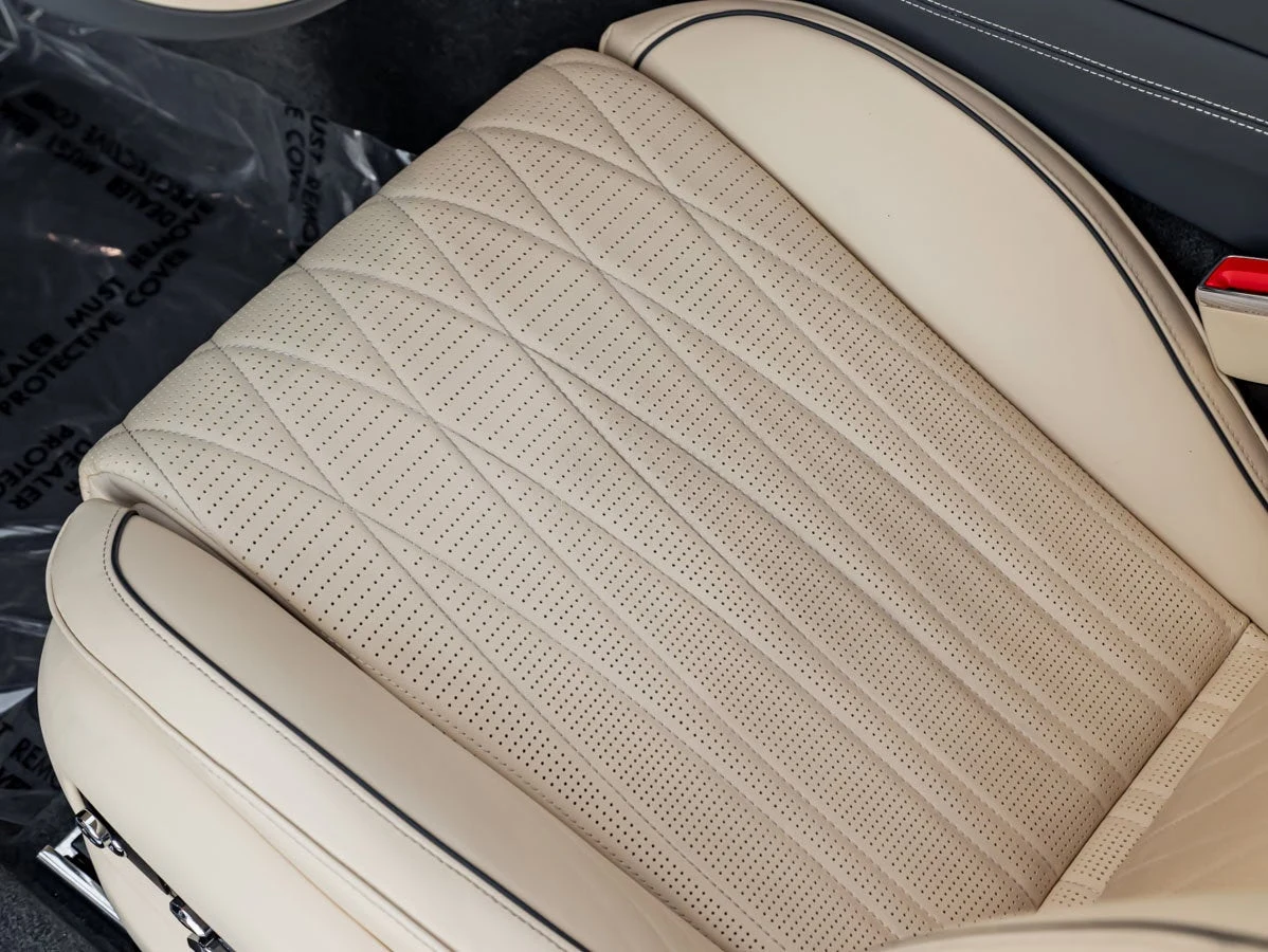 2022 Bentley Flying Spur V8 interior, seats, Magnolia