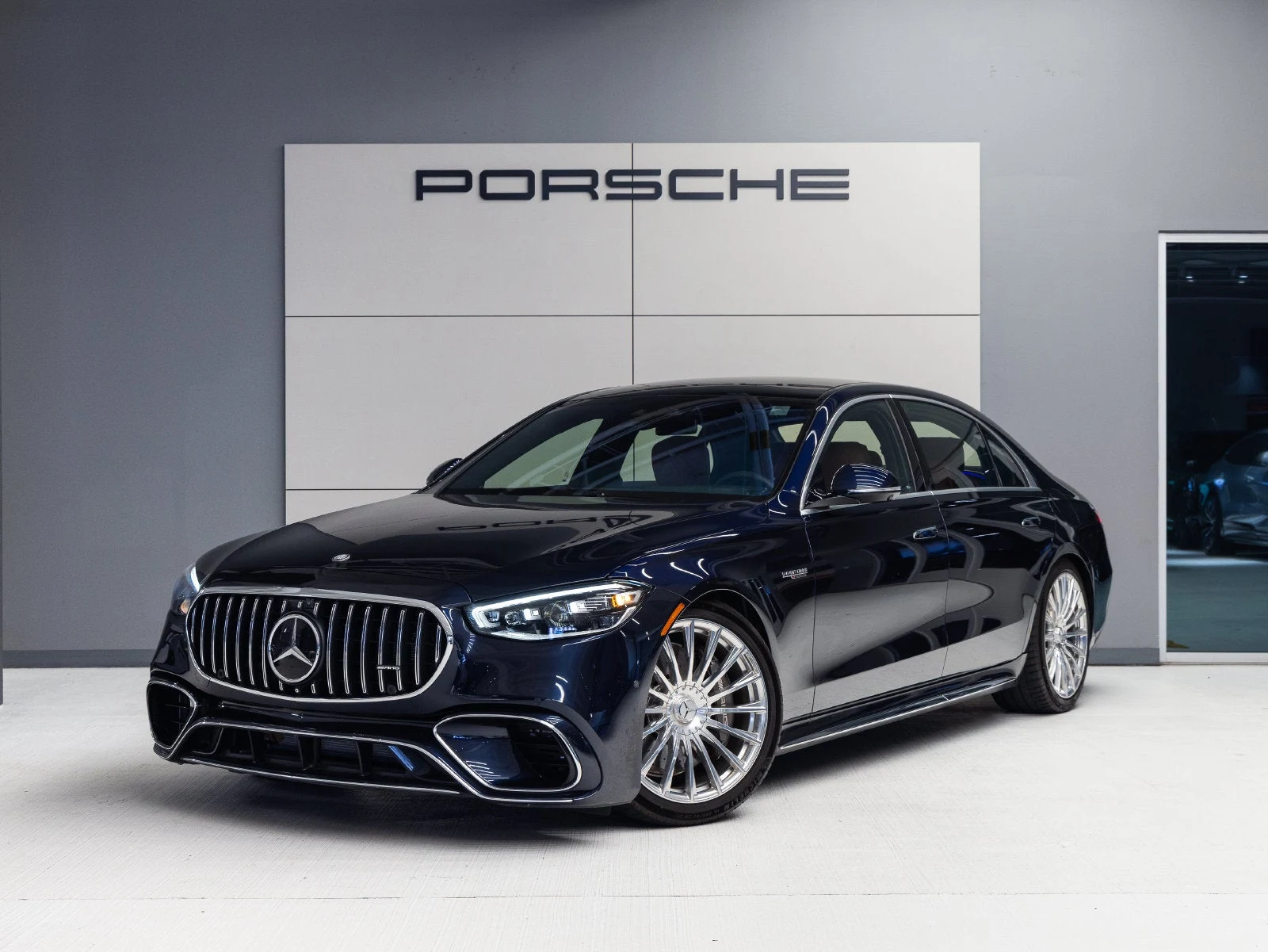 2024 Mercedes-AMG S 63 E PERFORMANCE, exterior view