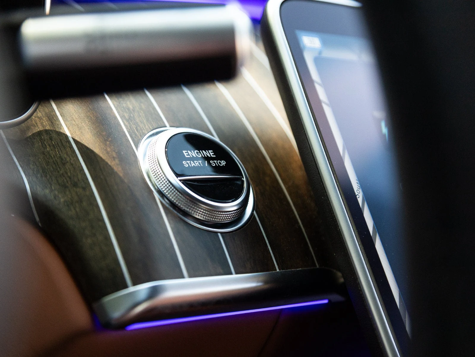 2024 Mercedes-AMG S 63 E PERFORMANCE interior, center console