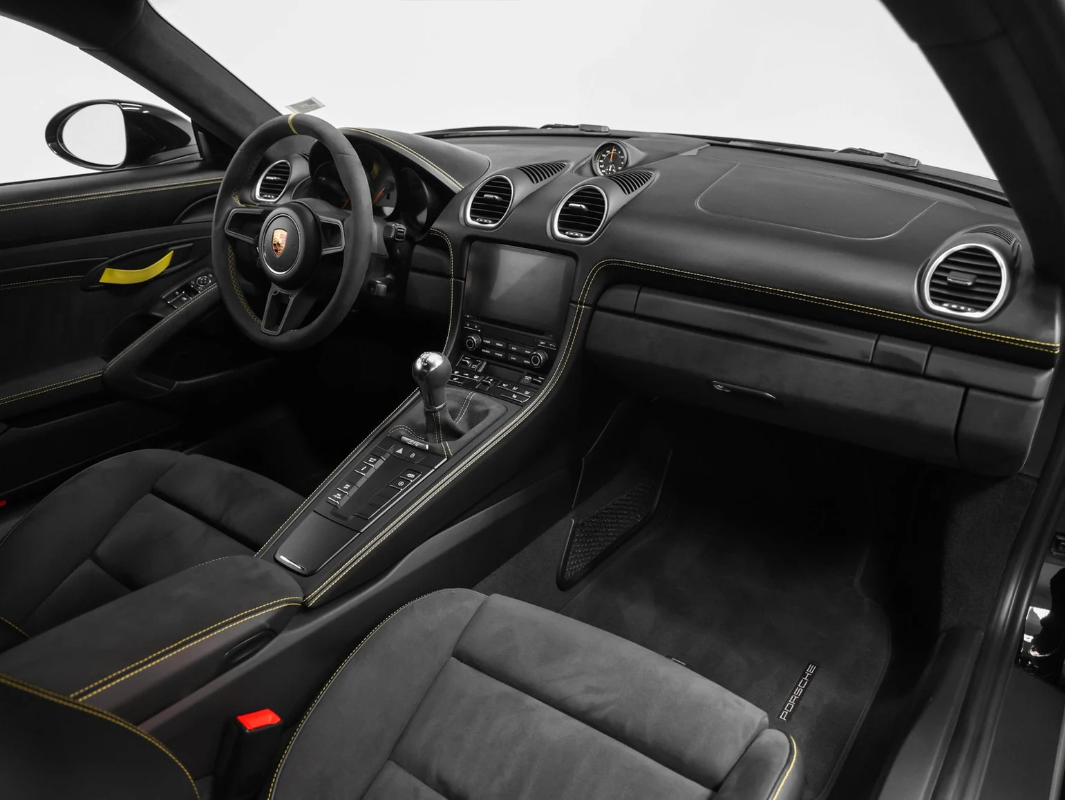 2021 Porsche 718 Cayman GT4 Manual interior, dashboard