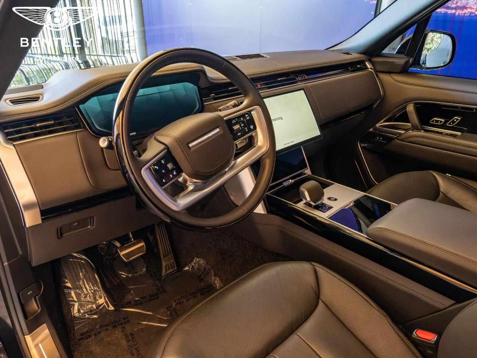 2025 Land Rover Range Rover Autobiography interior
