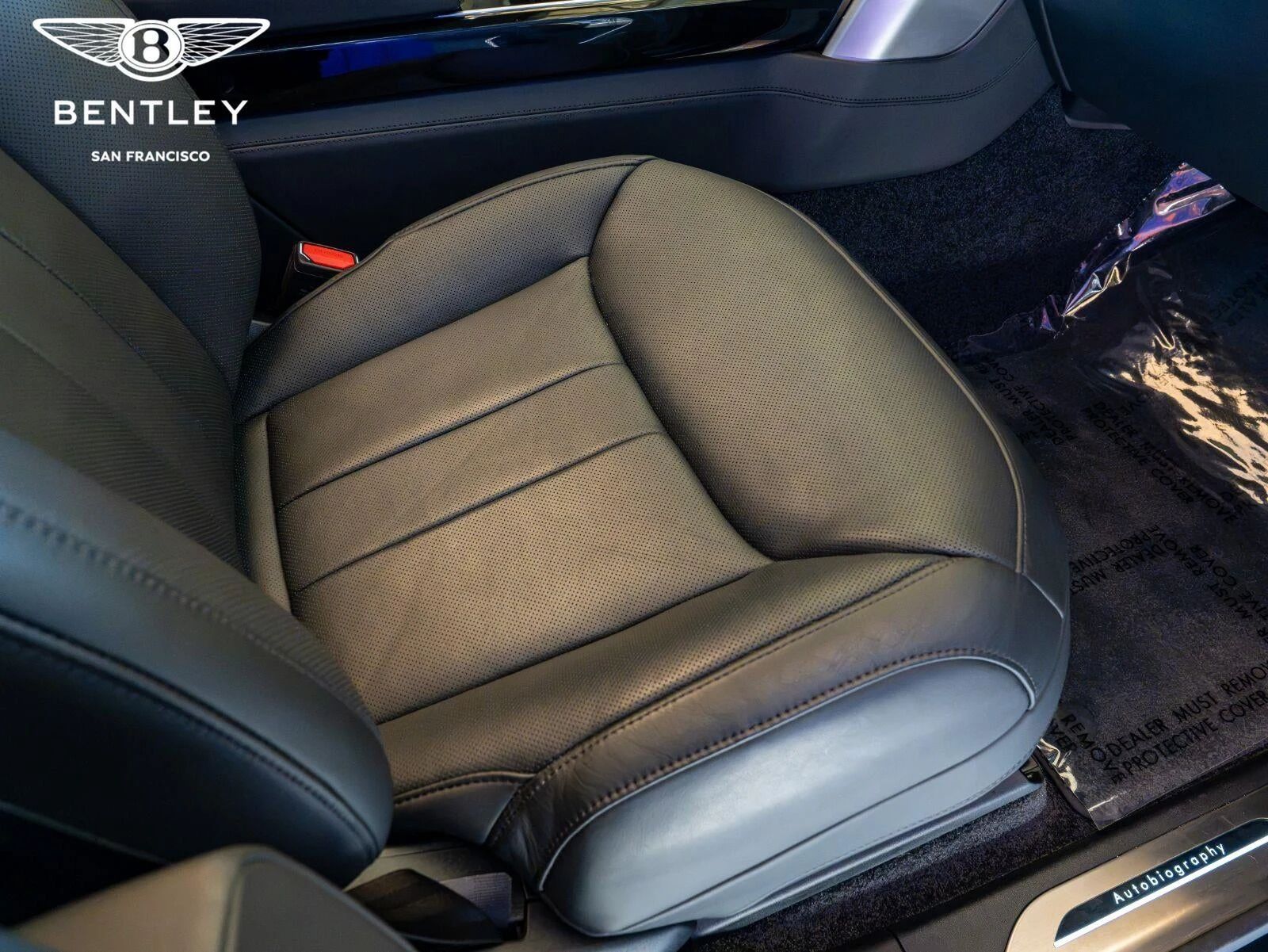 2025 Land Rover Range Rover Autobiography interior, seats