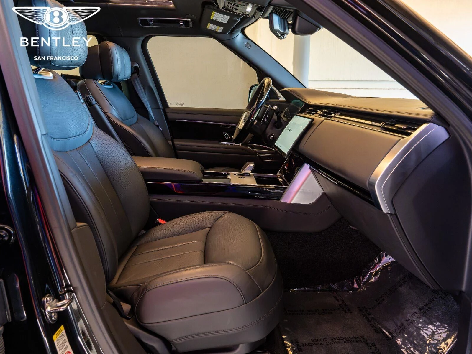 2025 Land Rover Range Rover Autobiography interior, seats