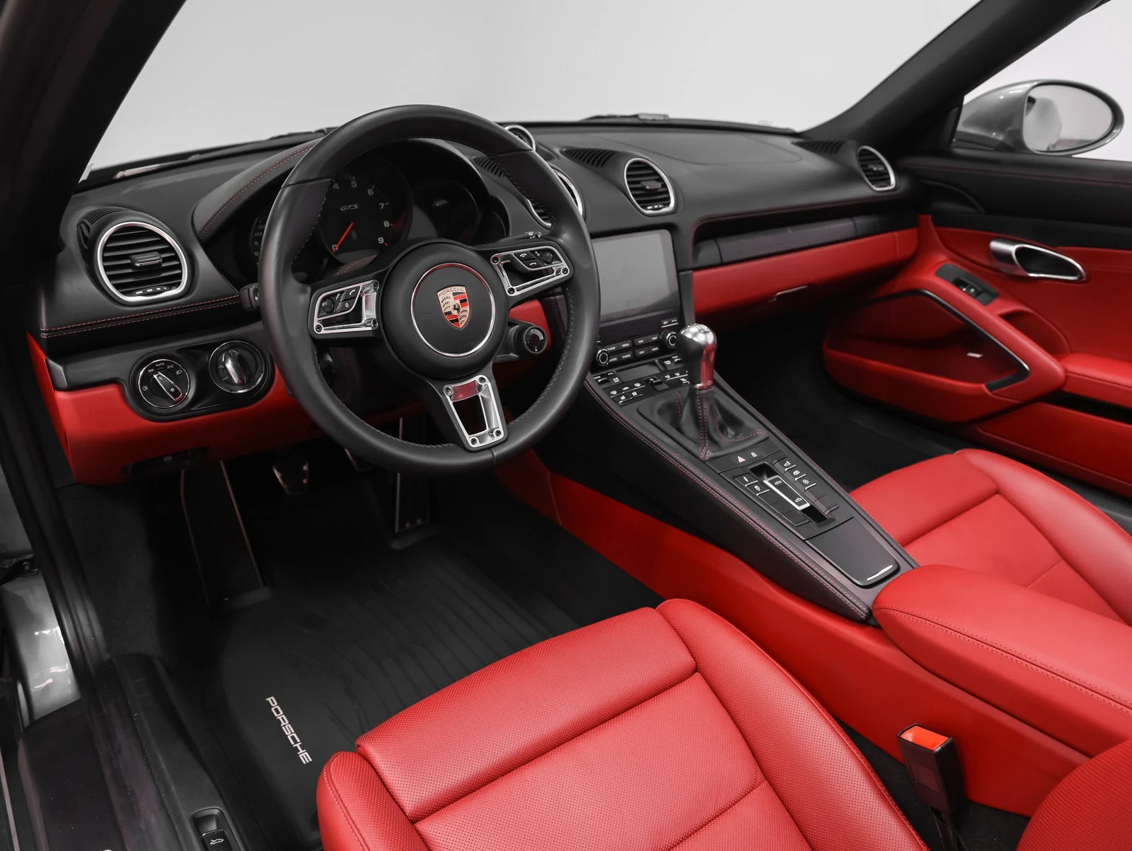 2025 Porsche 718 Boxster GTS 4.0 Manual interior, Black / Bordeaux Red leather