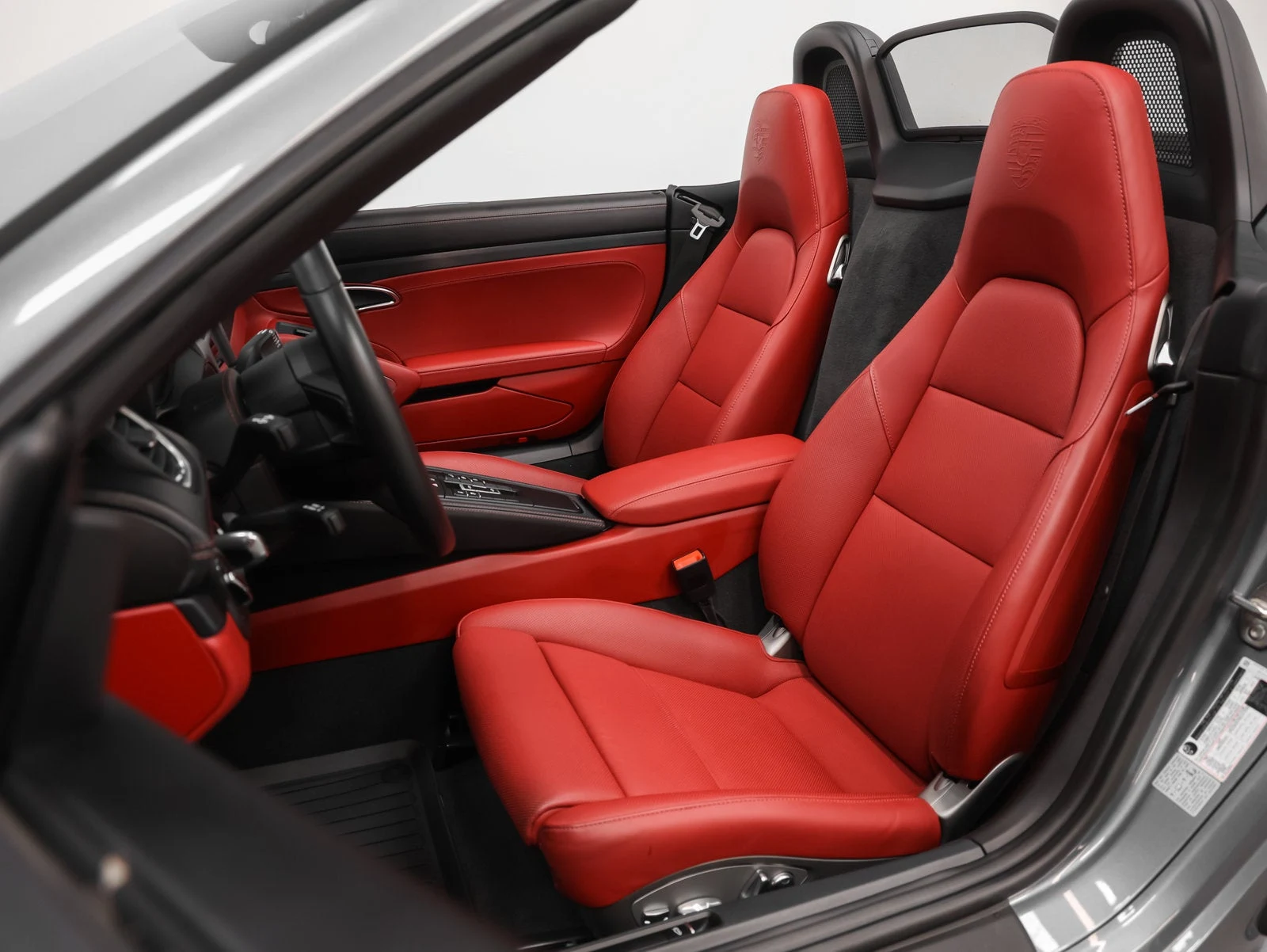 2025 Porsche 718 Boxster GTS 4.0 Manual interior, seats, Black / Bordeaux Red leather