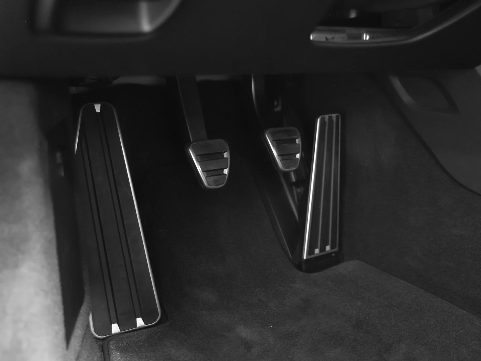 2023 Porsche 718 Cayman GTS 4.0 Manual interior, center console