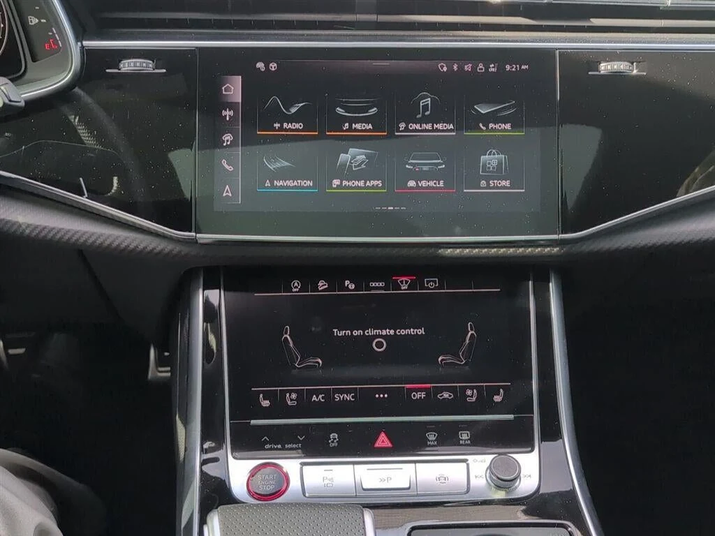 2025 Audi RS Q8 performance interior, dashboard