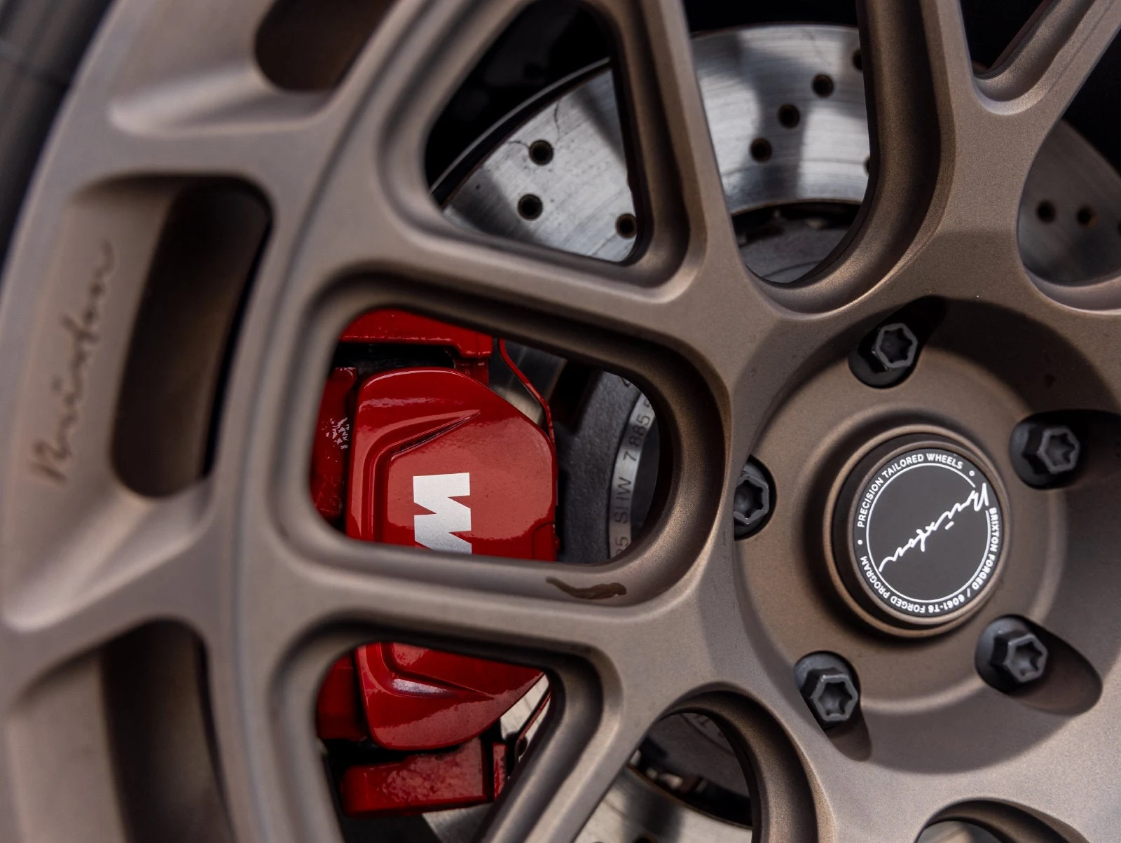 2026 BMW M5 Touring wheel