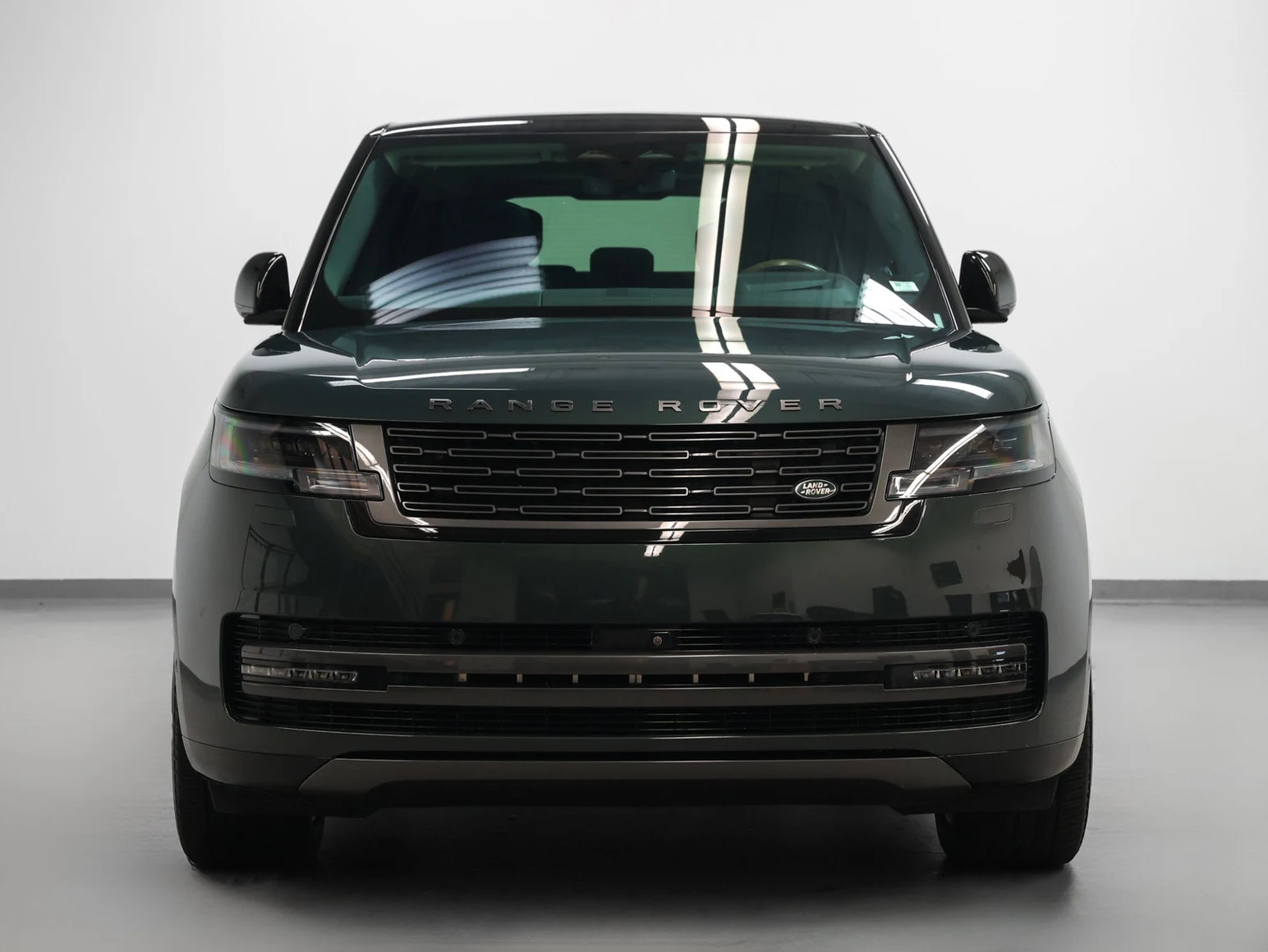2025 Land Rover Range Rover Plug-In Hybrid Autobiography for sale, exterior, Belgravia Green Metallic