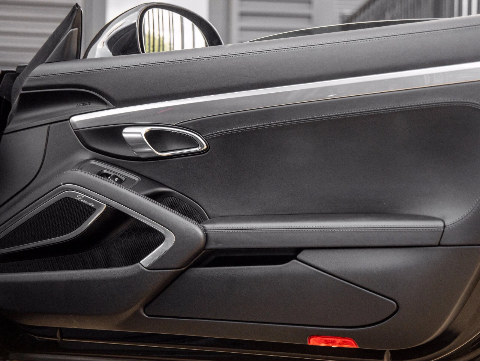 2017 Porsche 911 Carrera S interior, door panel, Black leather