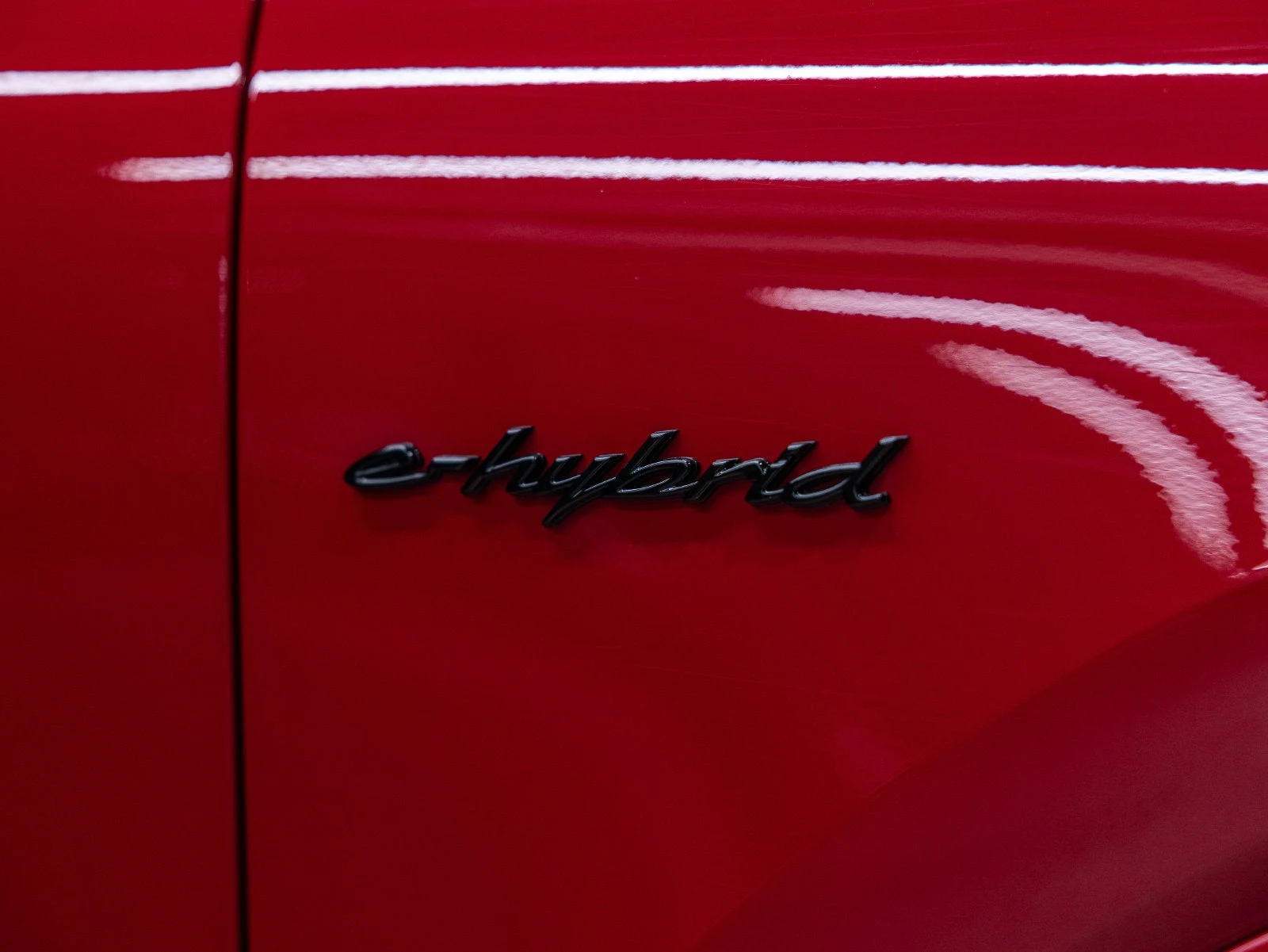 2025 Porsche Cayenne E-Hybrid Coupe, detail