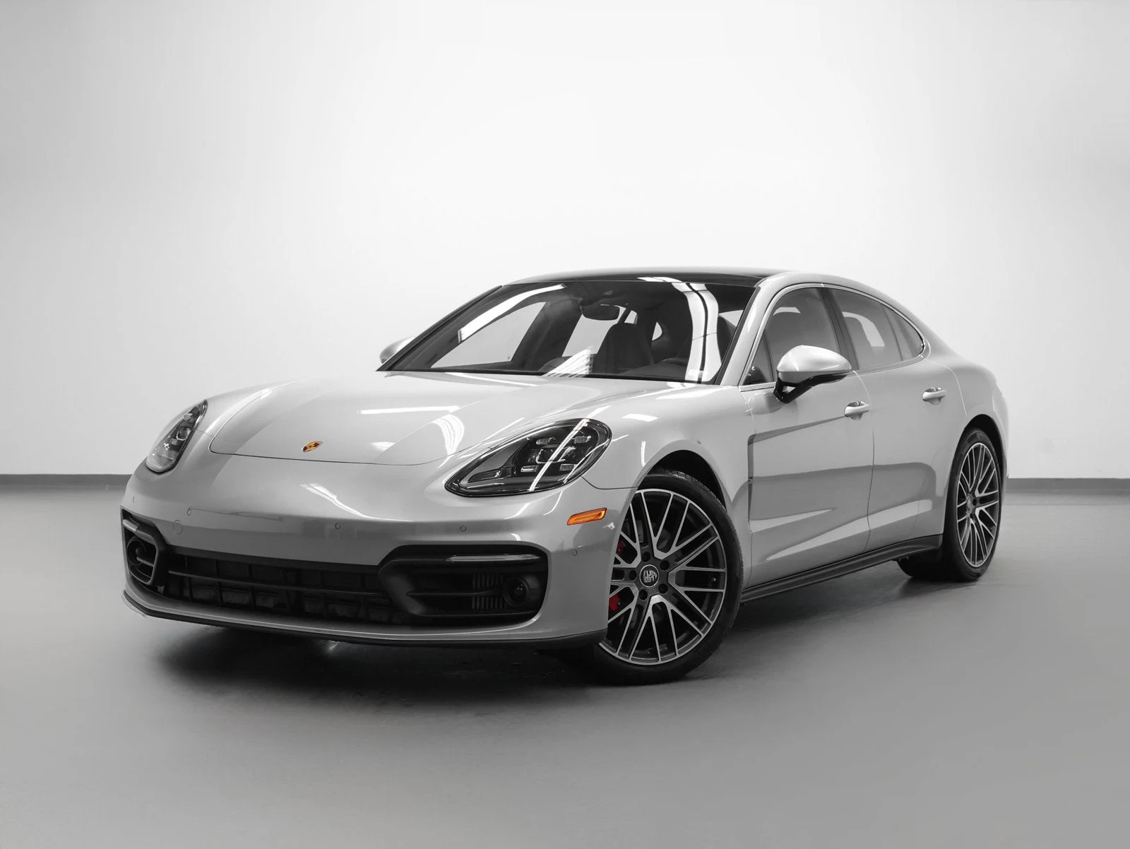 2023 Porsche Panamera 4S, exterior view