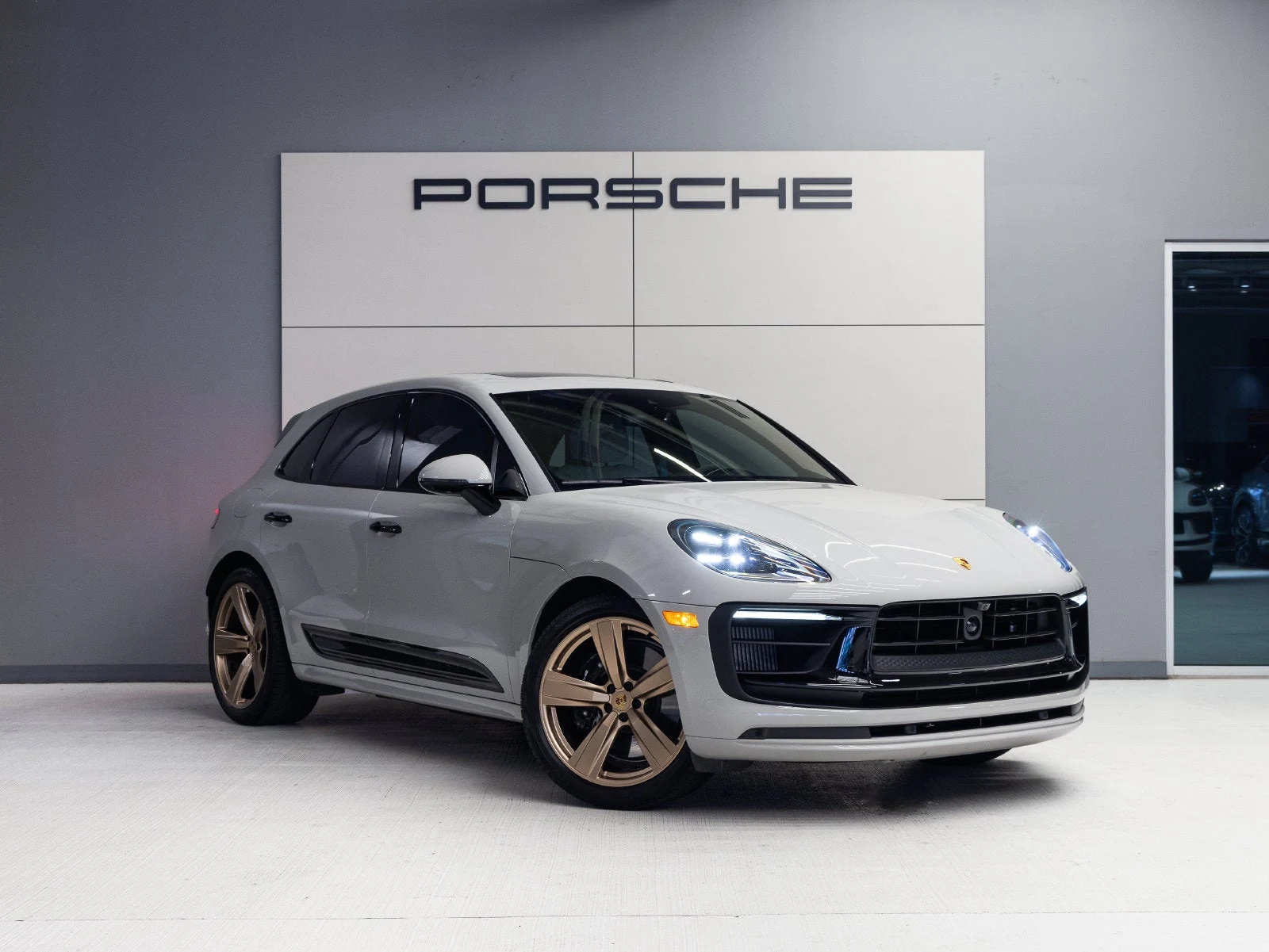 2024 Porsche Macan GTS for sale, front three-quarter view, Chalk