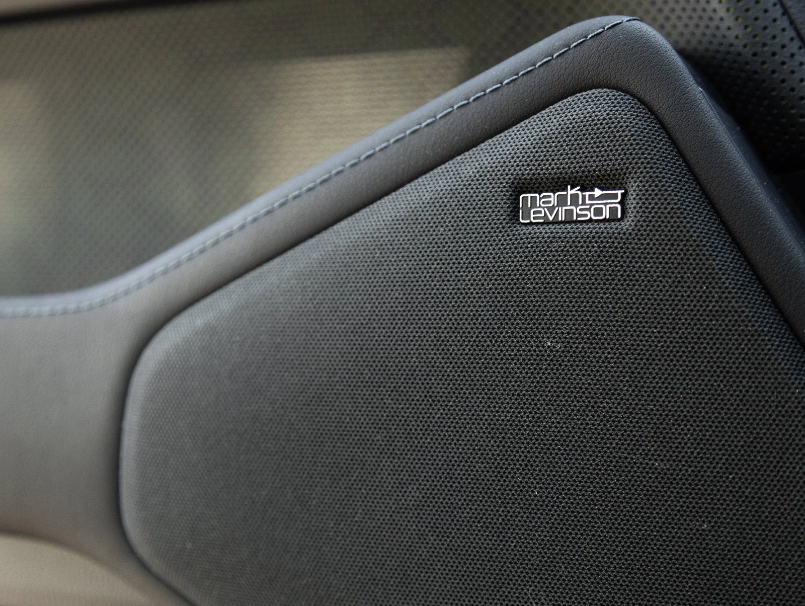 2024 Lexus GX 550 interior, Chateau / Olive NuLuxe