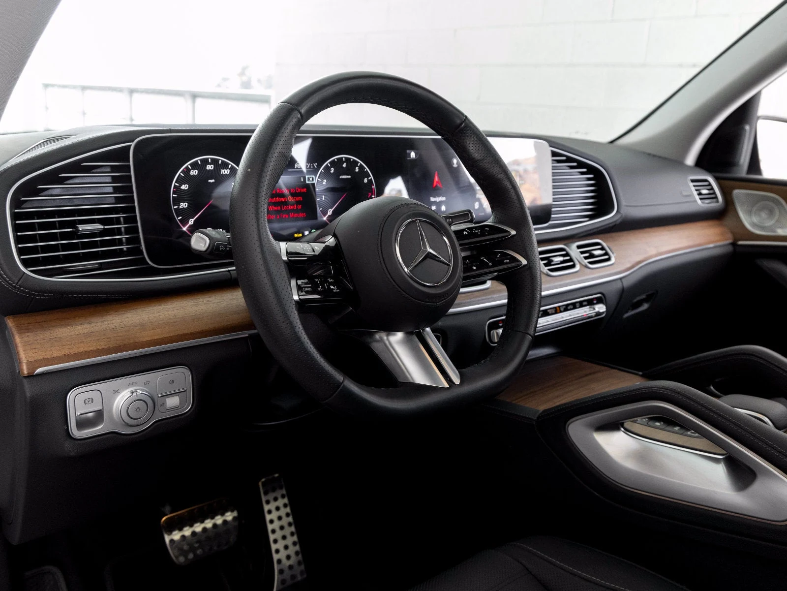 2026 Mercedes-Benz GLS 450 4MATIC interior, dashboard, Black leather