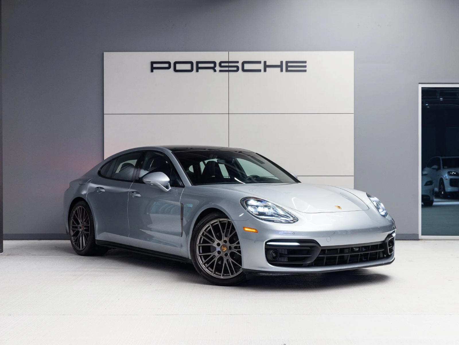 2023 Porsche Panamera Platinum Edition for sale, exterior, Dolomite Silver Metallic